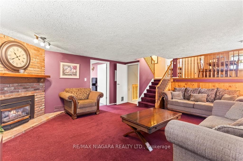 7008 Harriman Street photo 21