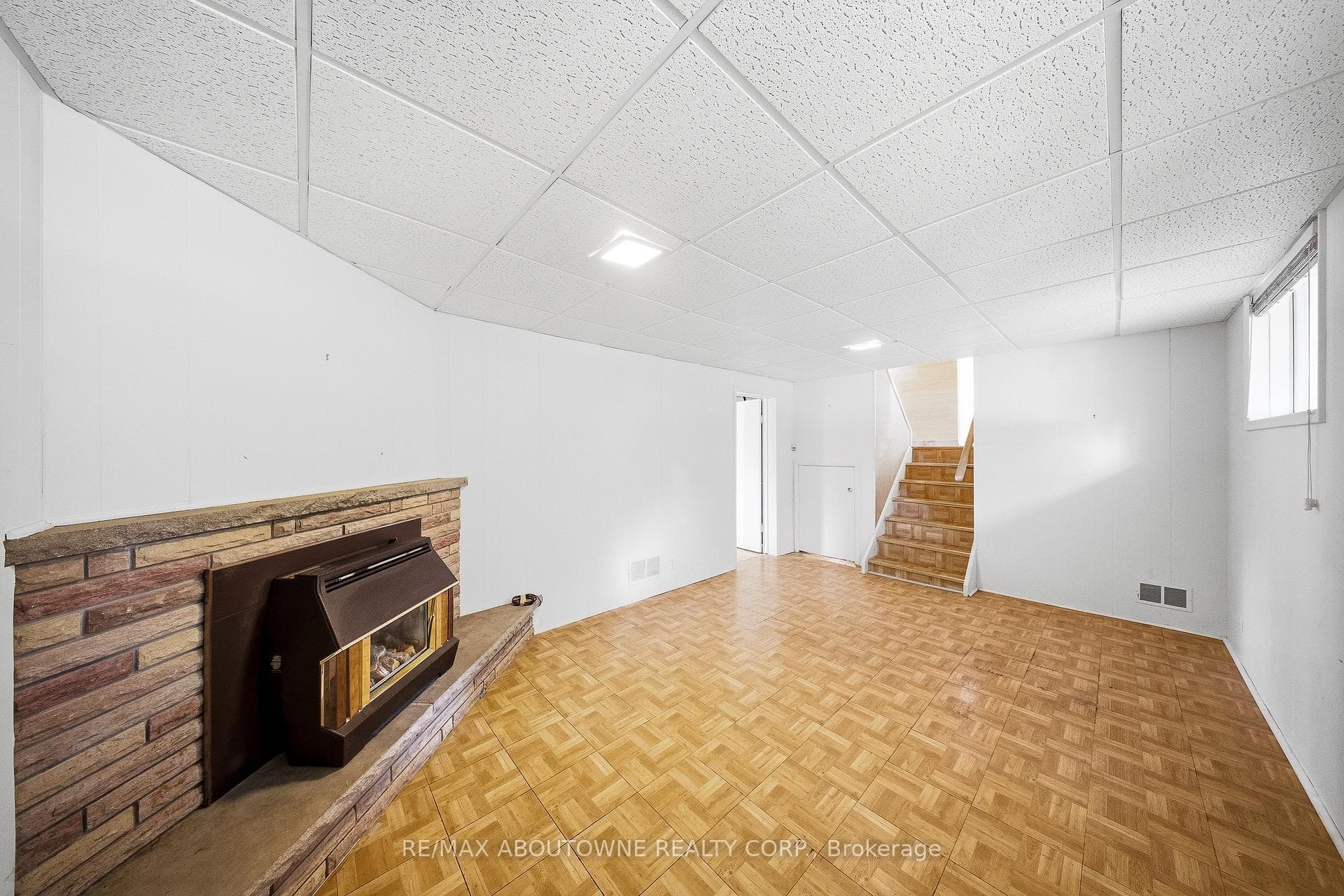 73 Price Avenue photo 19