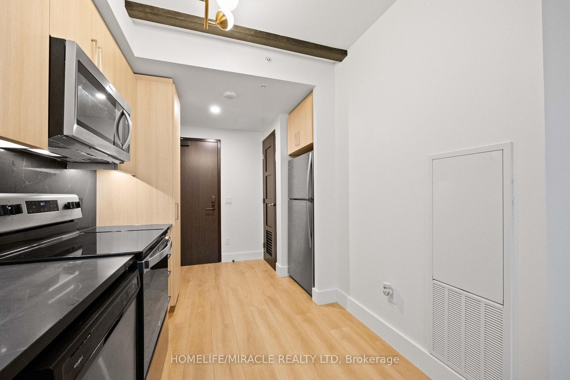 145 Columbia Street Unit 1711 photo 10