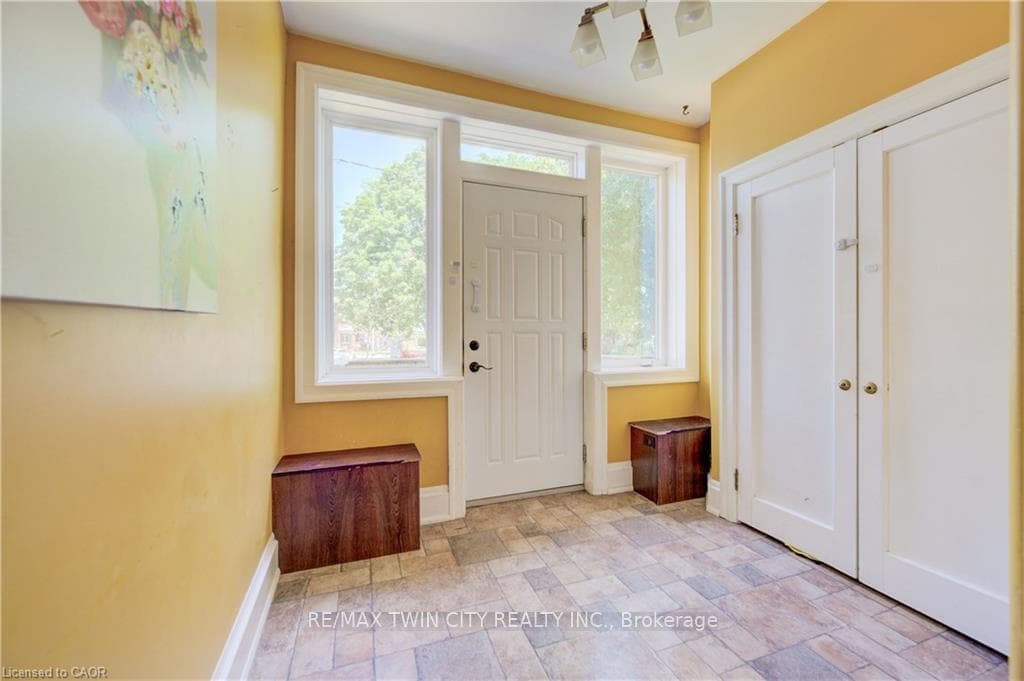 59 WEST Avenue photo 3