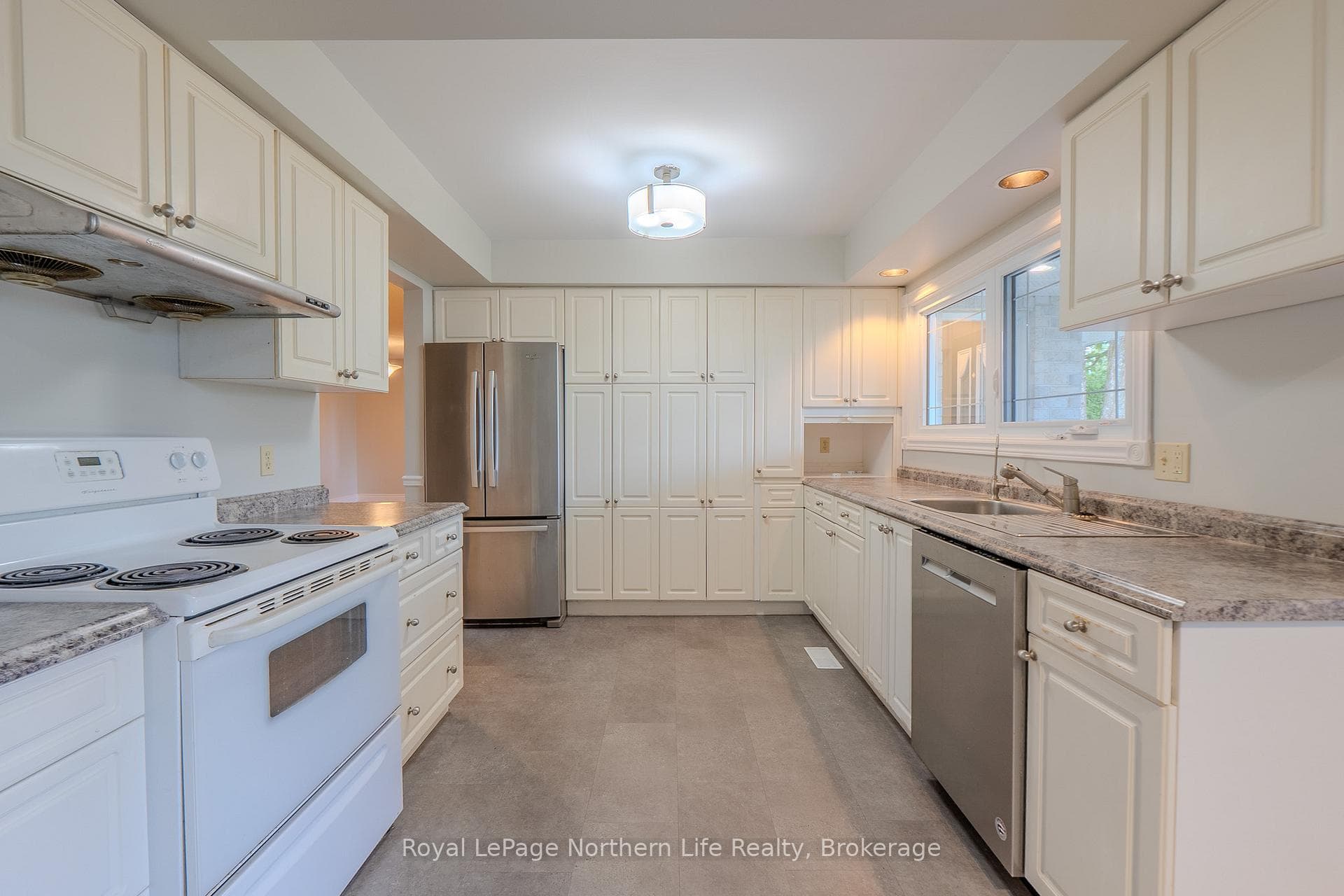 1180 Airport Road photo 19