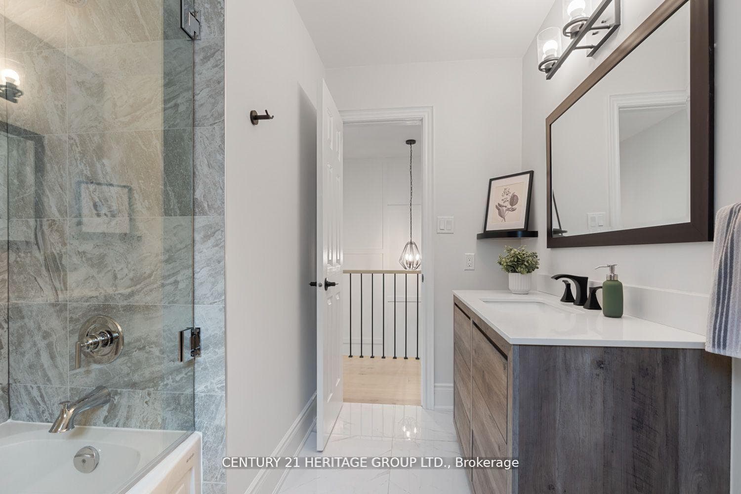 59 Highmore Avenue photo 32