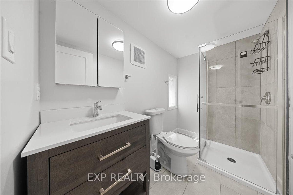 183 Britannia Road Unit 1 photo 12