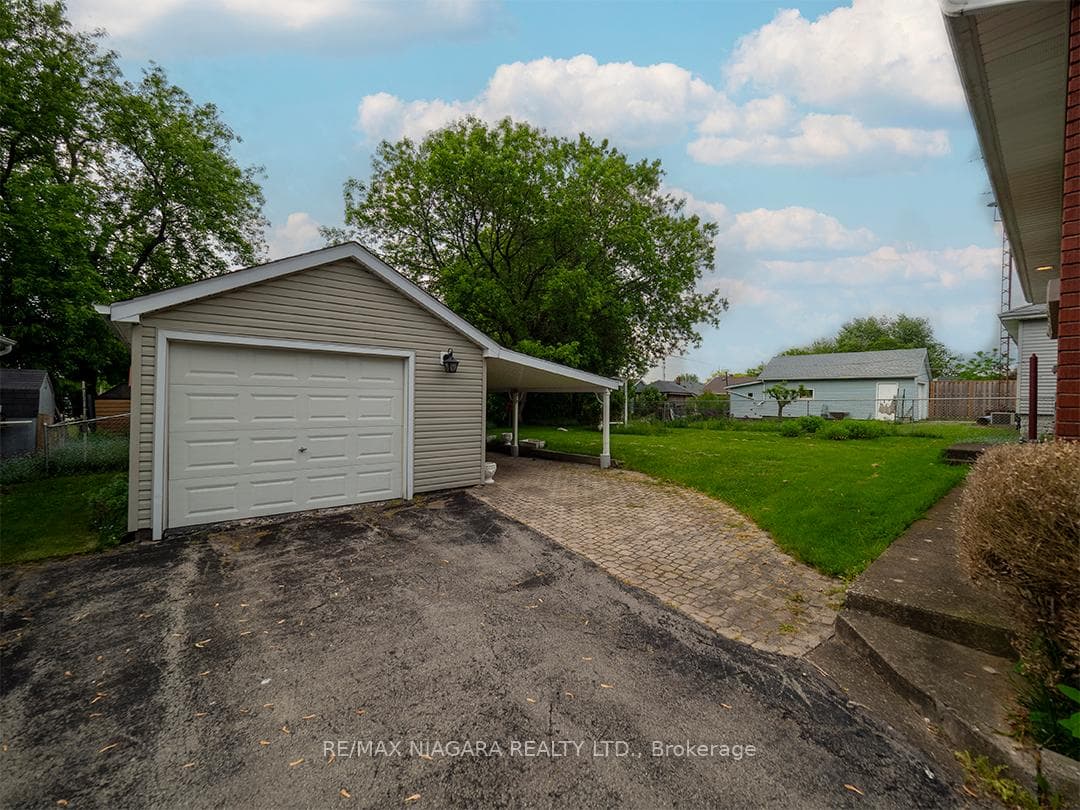 119 Ost Avenue photo 23