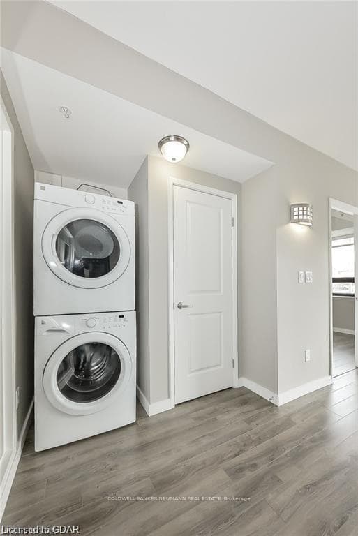 1291 Gordon Street Unit 301 photo 8
