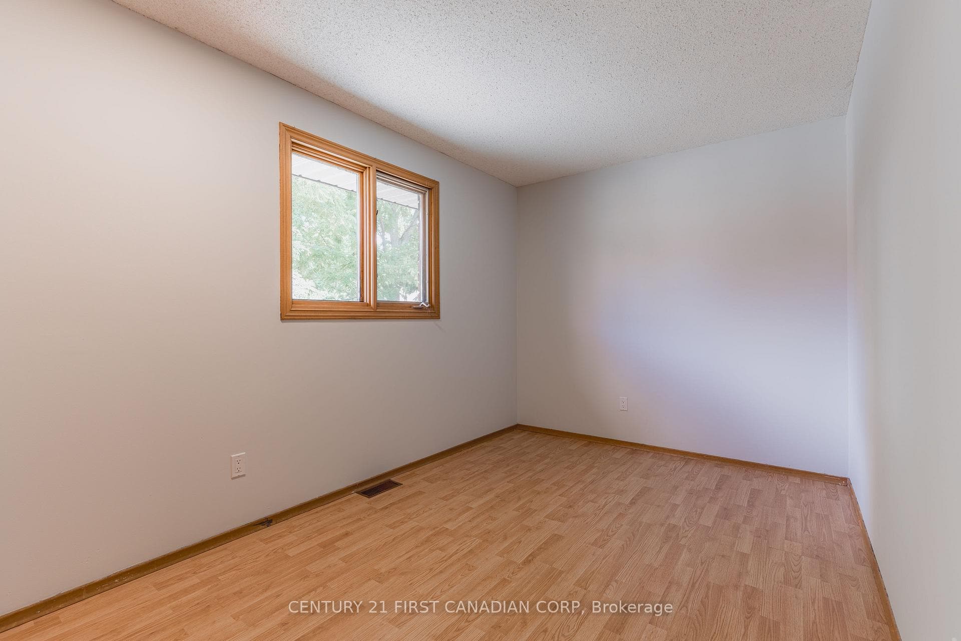 45 Westgate Avenue photo 18