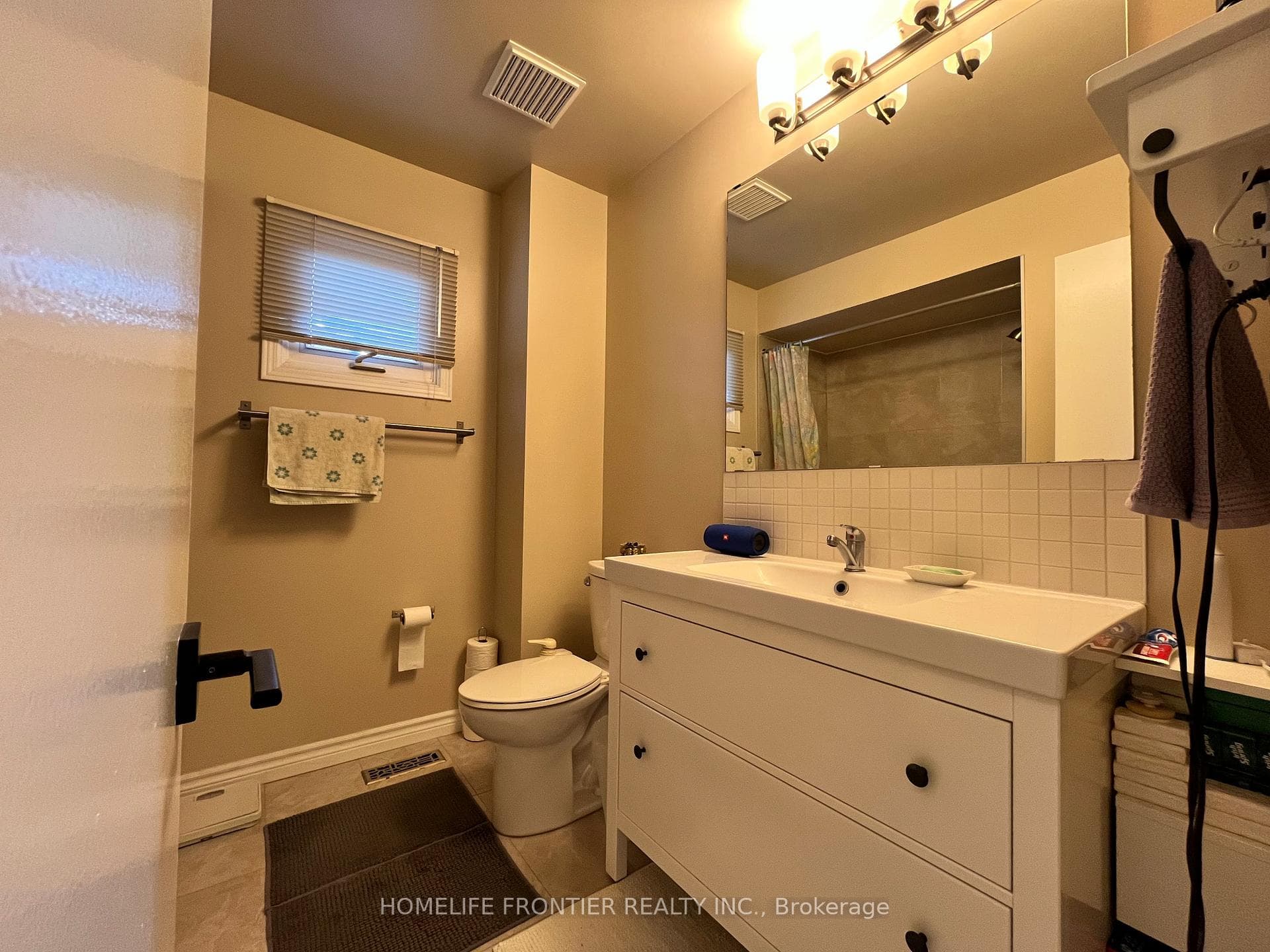 36 Tamara Drive photo 33