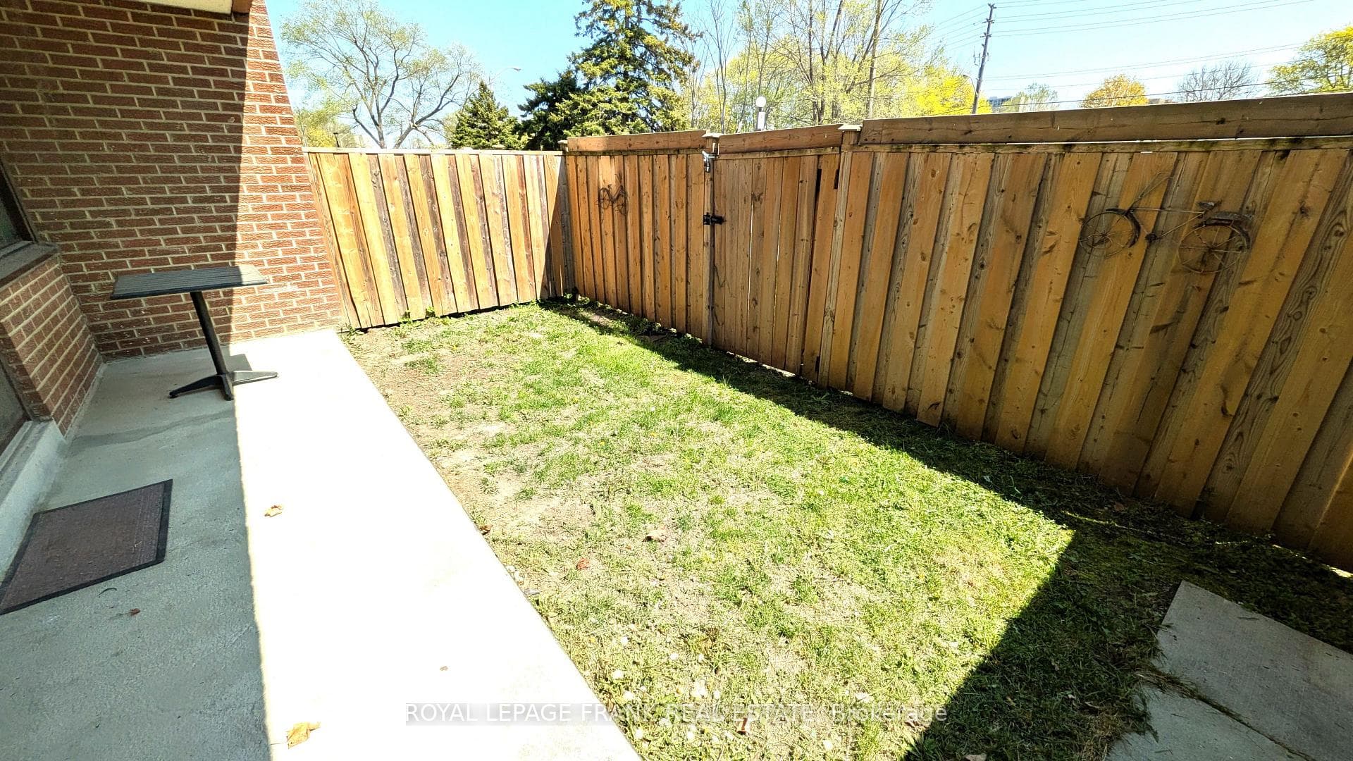 4060 Lawrence Avenue Unit 220 photo 31