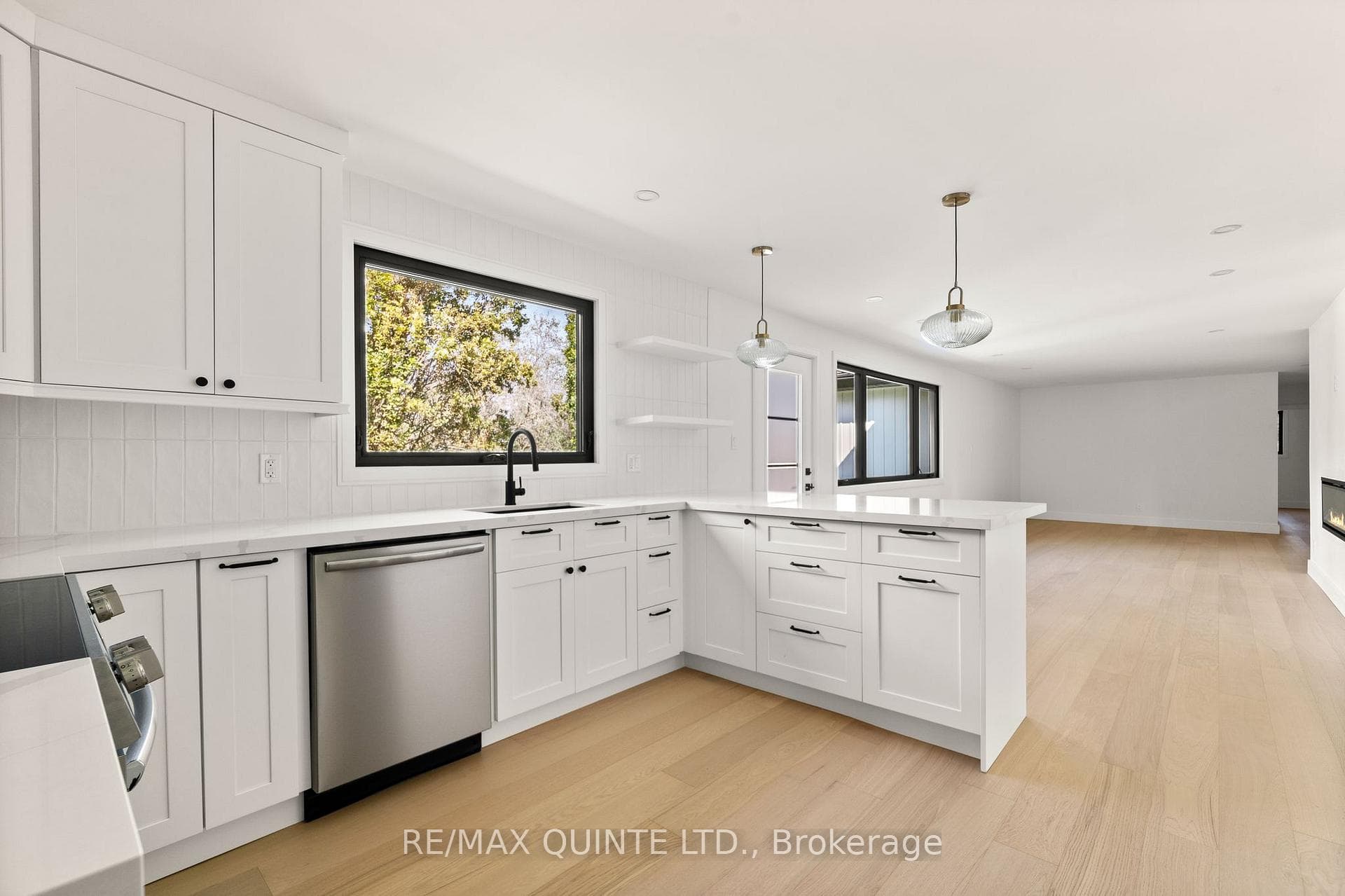 71 Maitland Drive photo 23