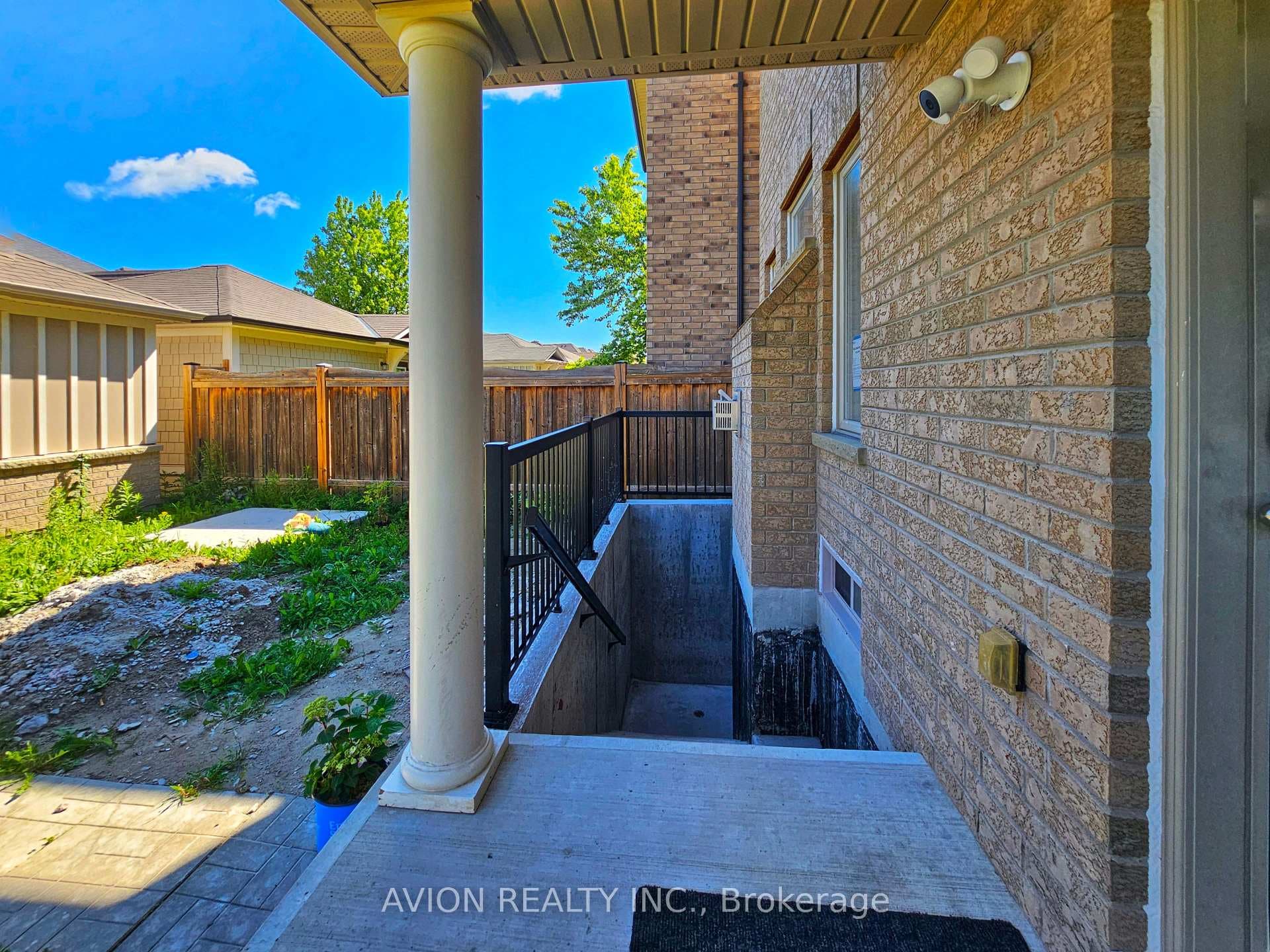 6 Plantain Lane Unit BSMT photo 16