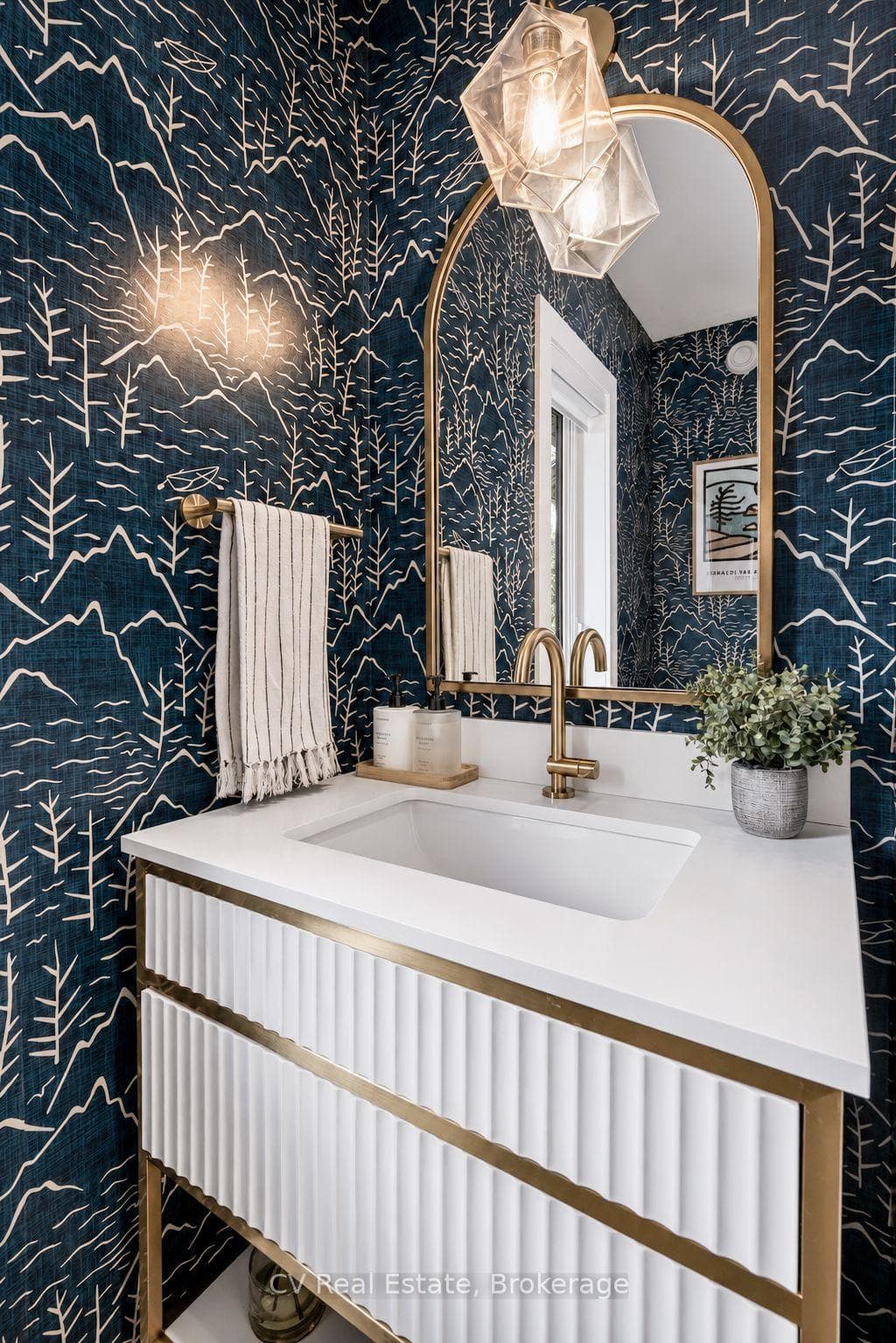 Powder room