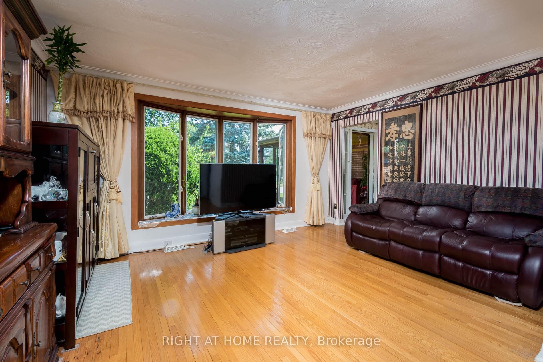 10 Canham Crescent photo 8