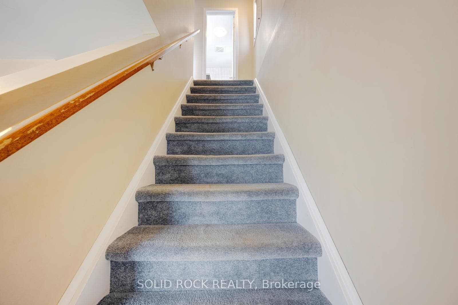 84 Sutherland Avenue photo 17