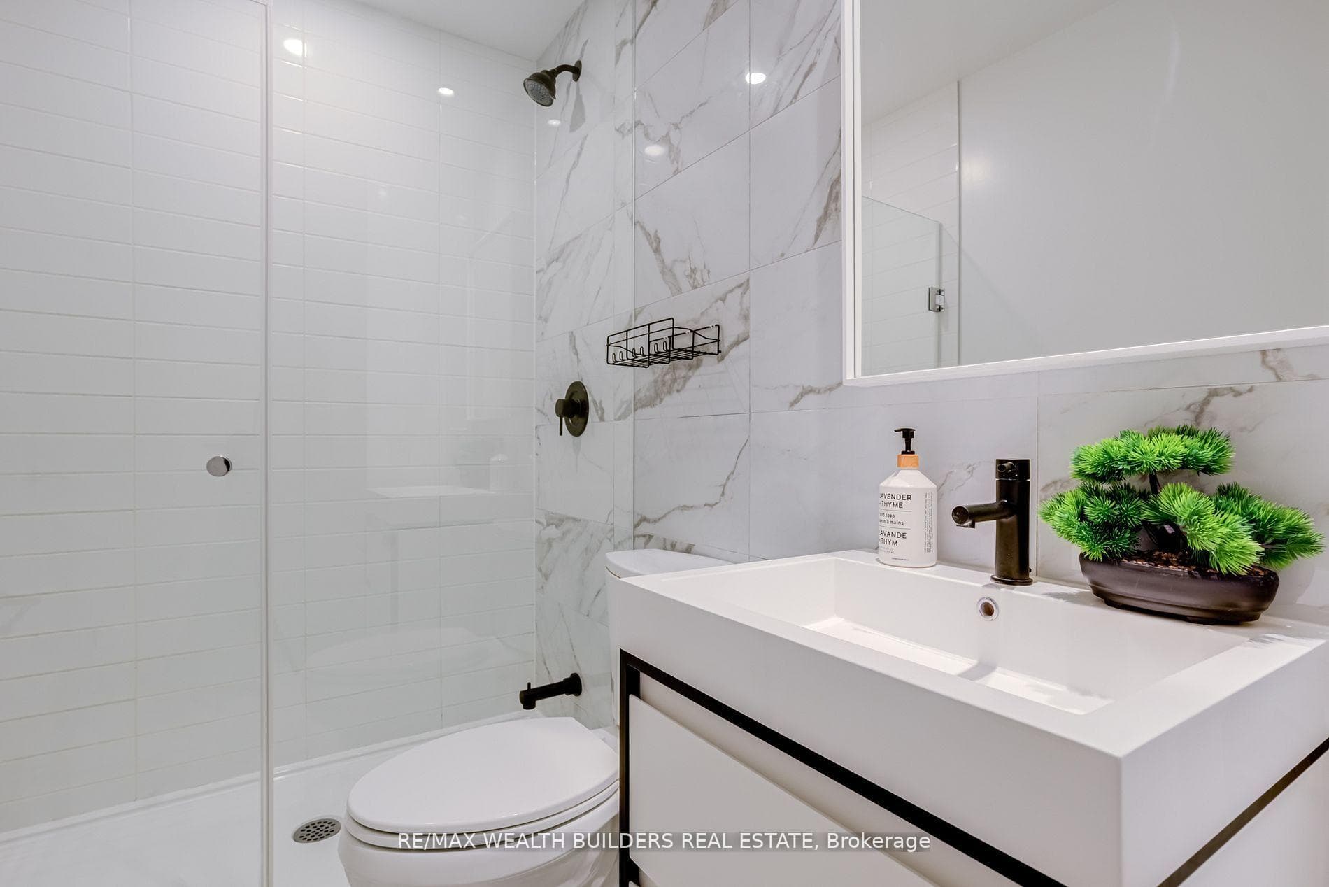 150 Logan Avenue Unit 444 photo 16