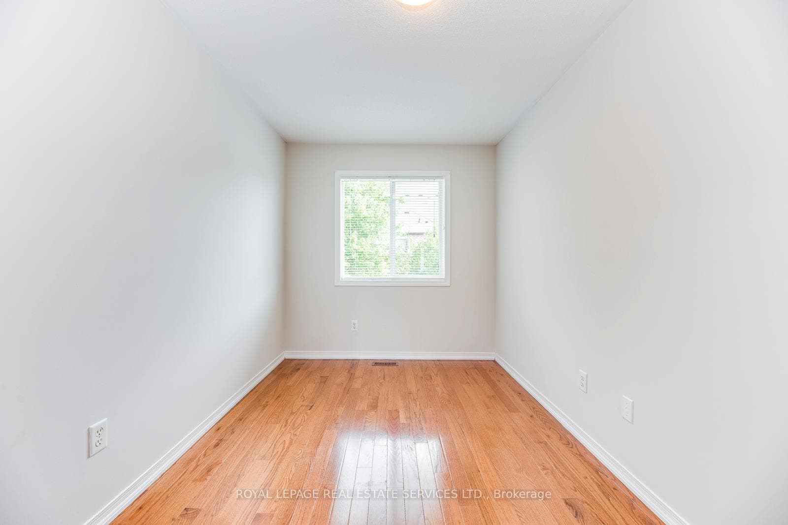 1835 Mccoy Avenue photo 25