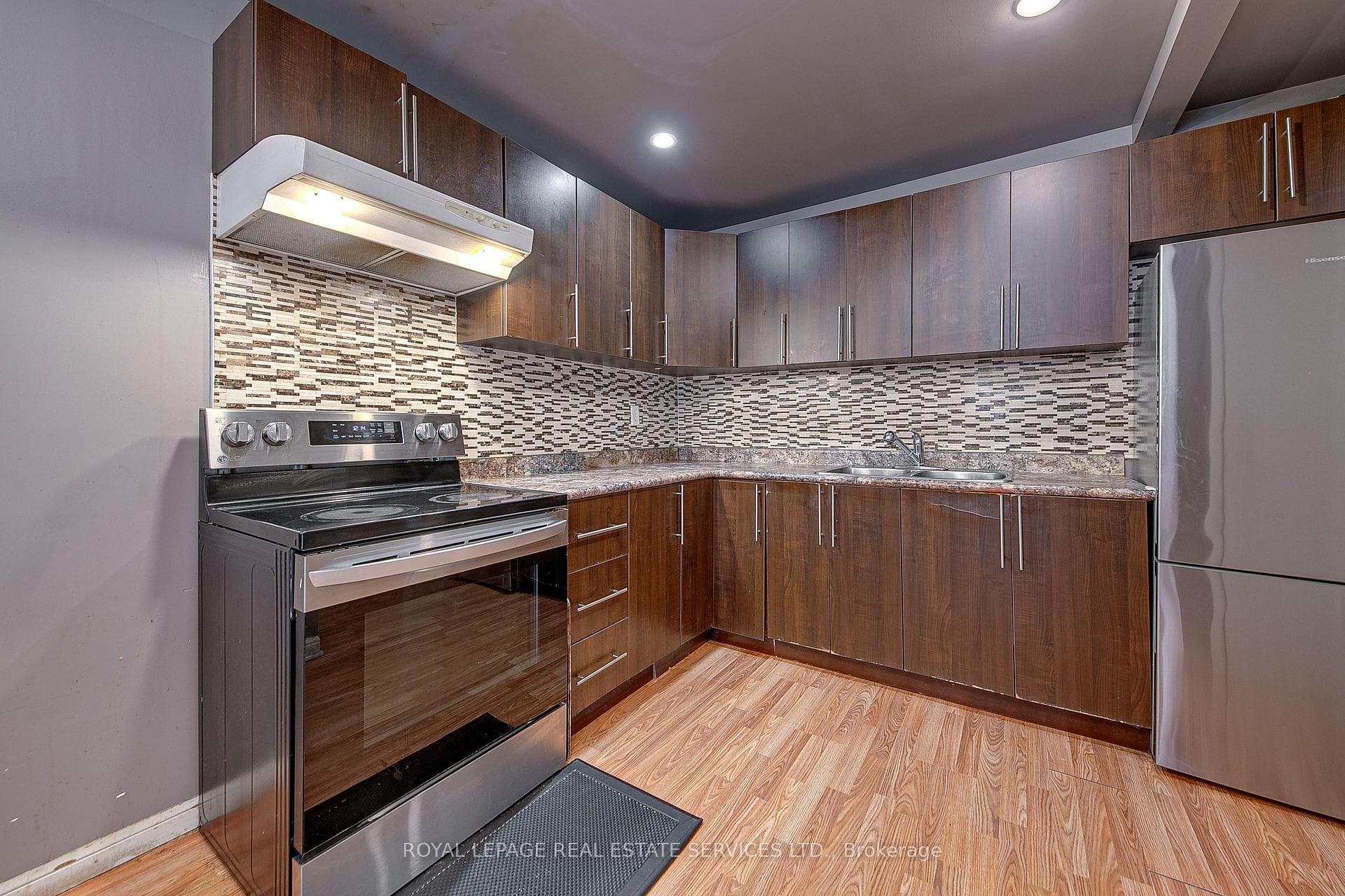 24 Deer Run Crescent photo 15