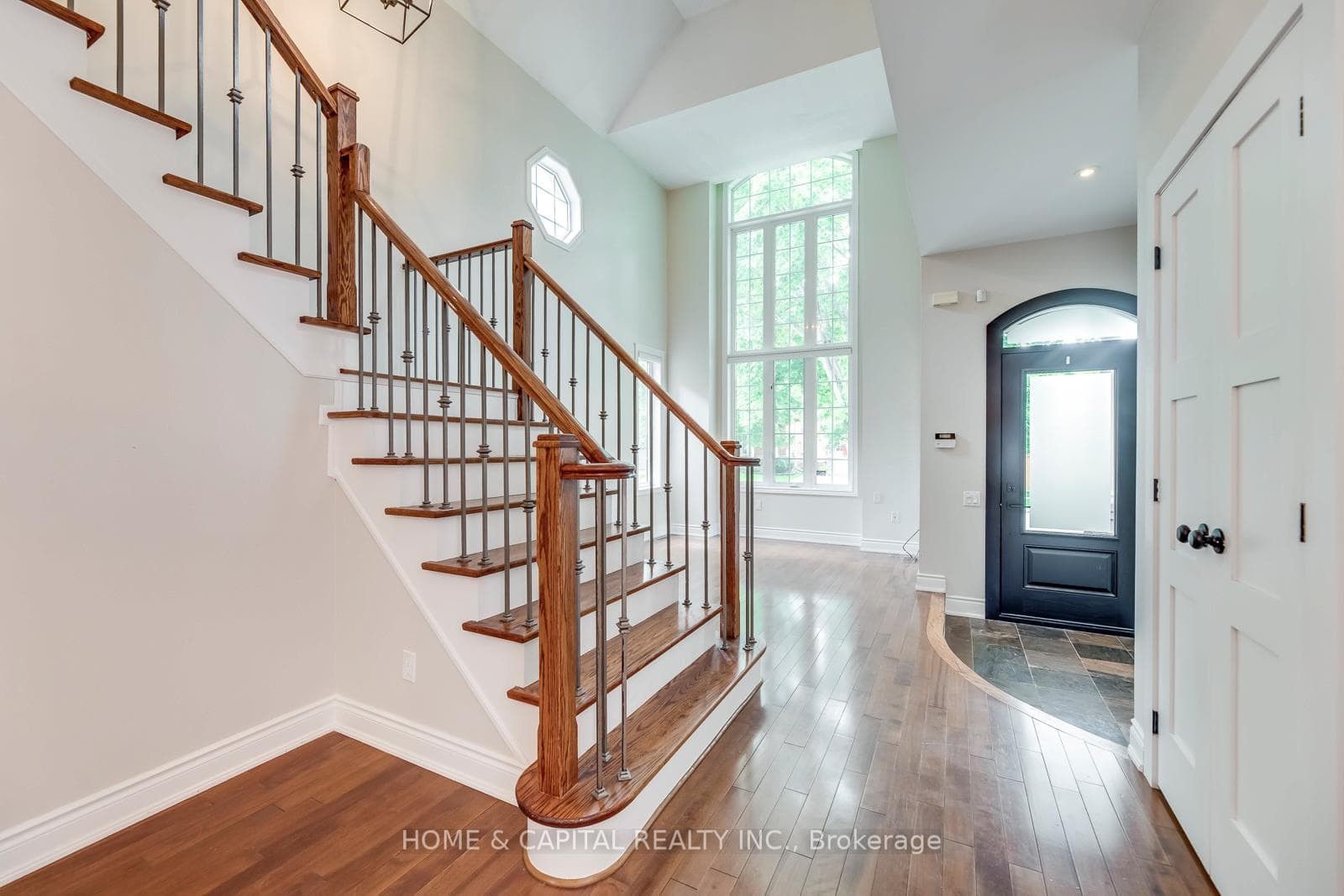 3450 Wavecrest Street photo 6