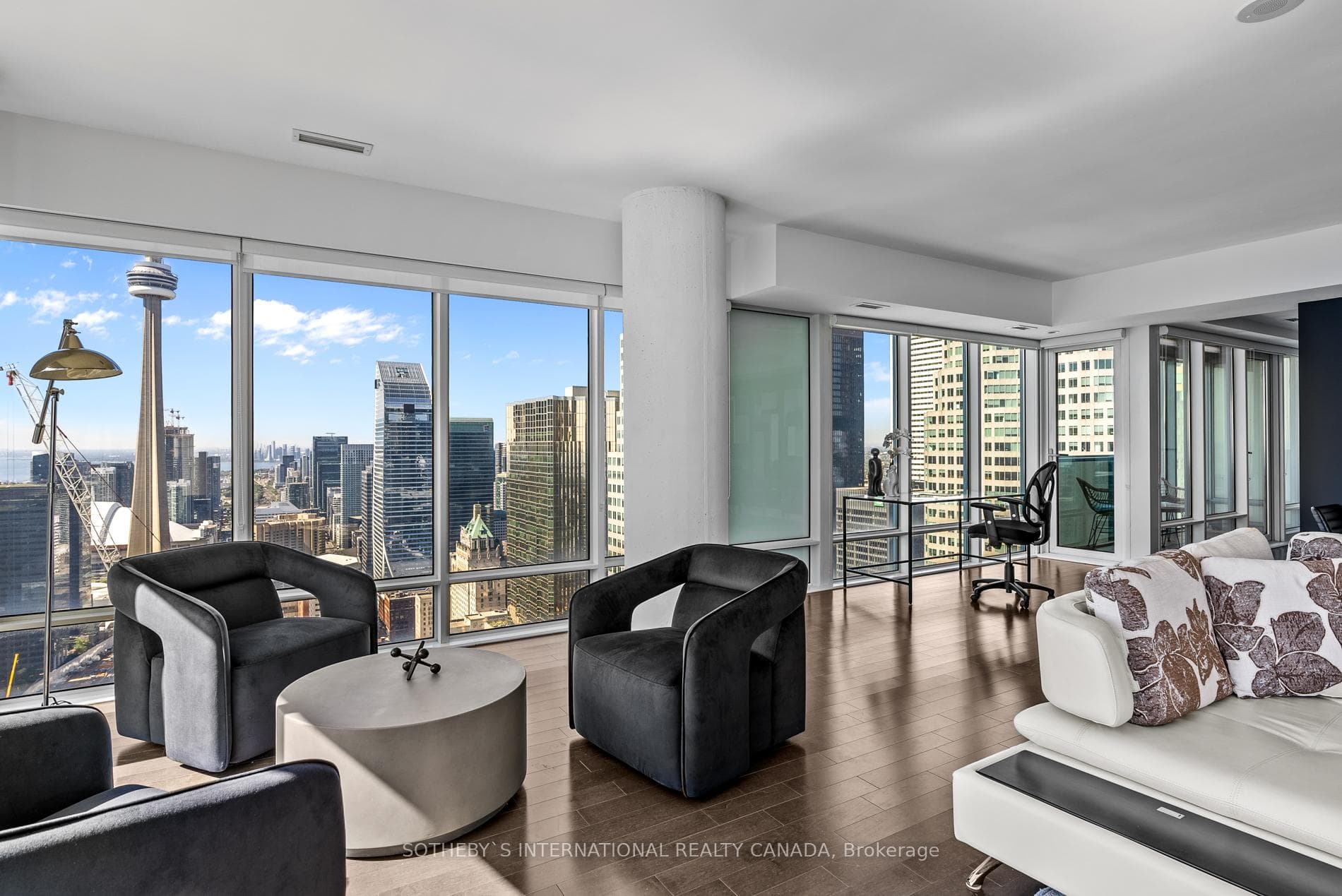 8 The Esplanade N/A Unit 5302 photo 33