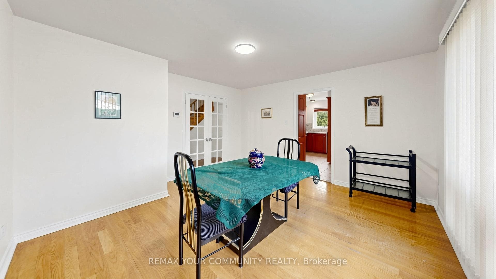 50 Riverglen Drive photo 7