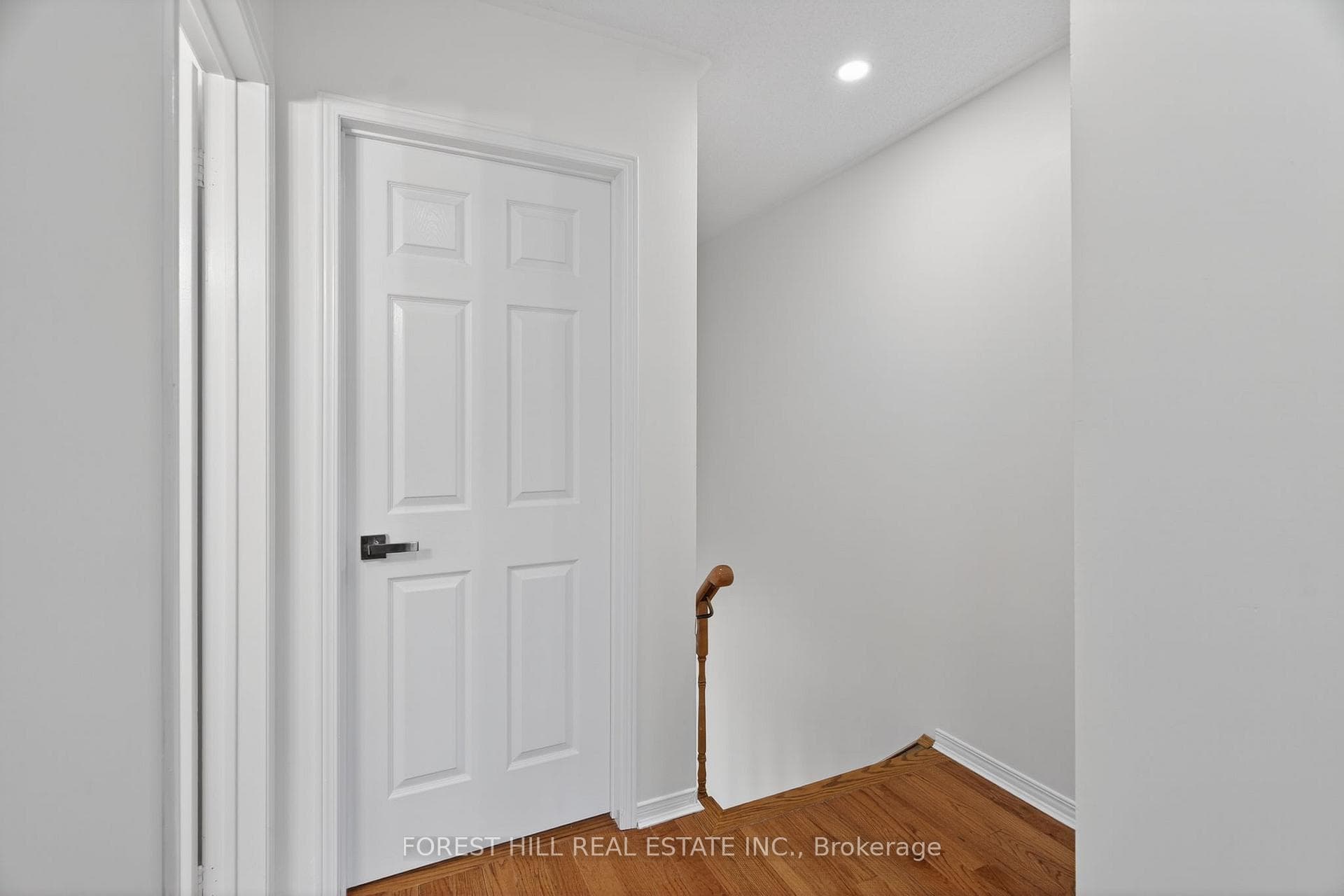 532 Steddick Court photo 24