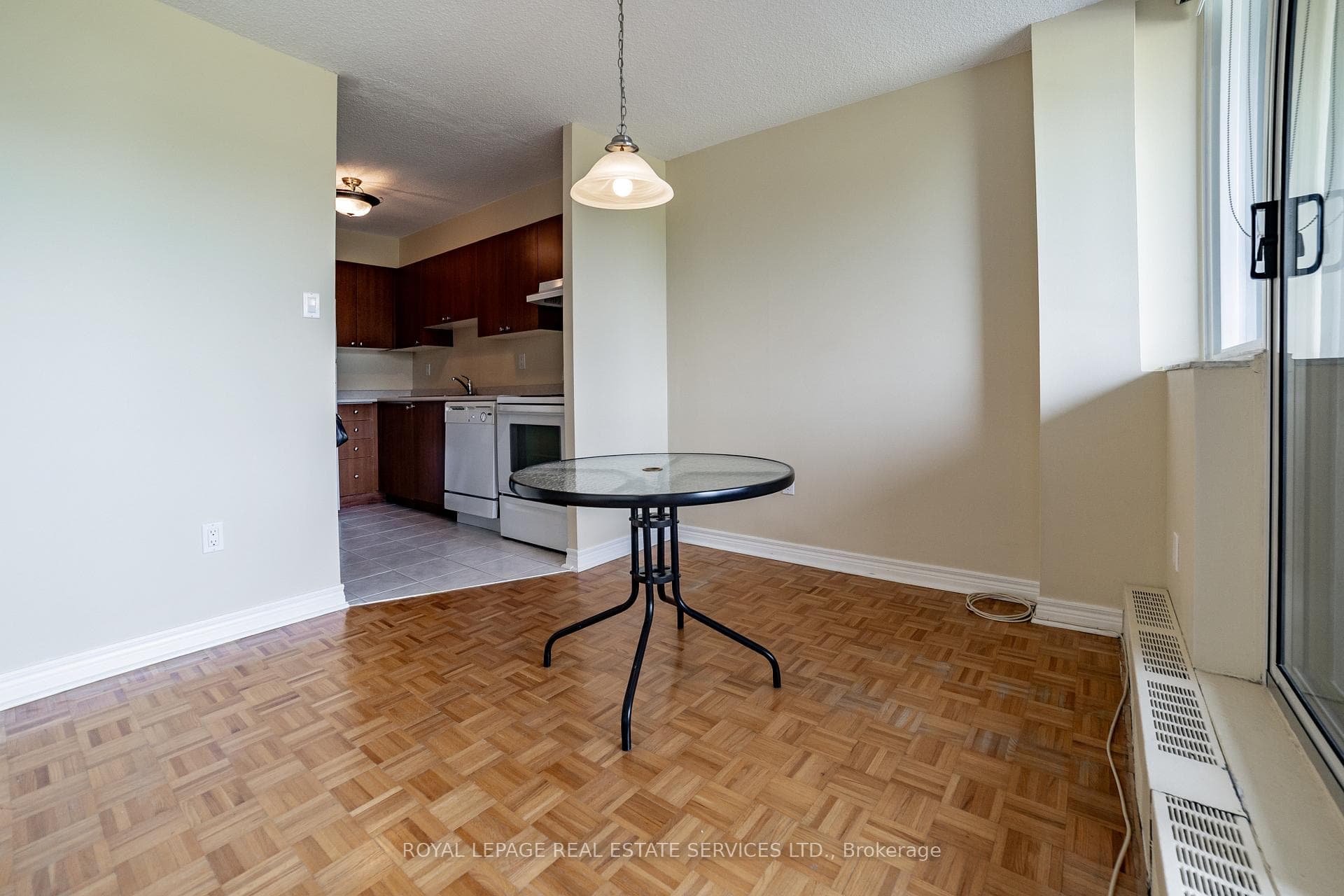 3501 Glen Erin Drive Unit 311 photo 8