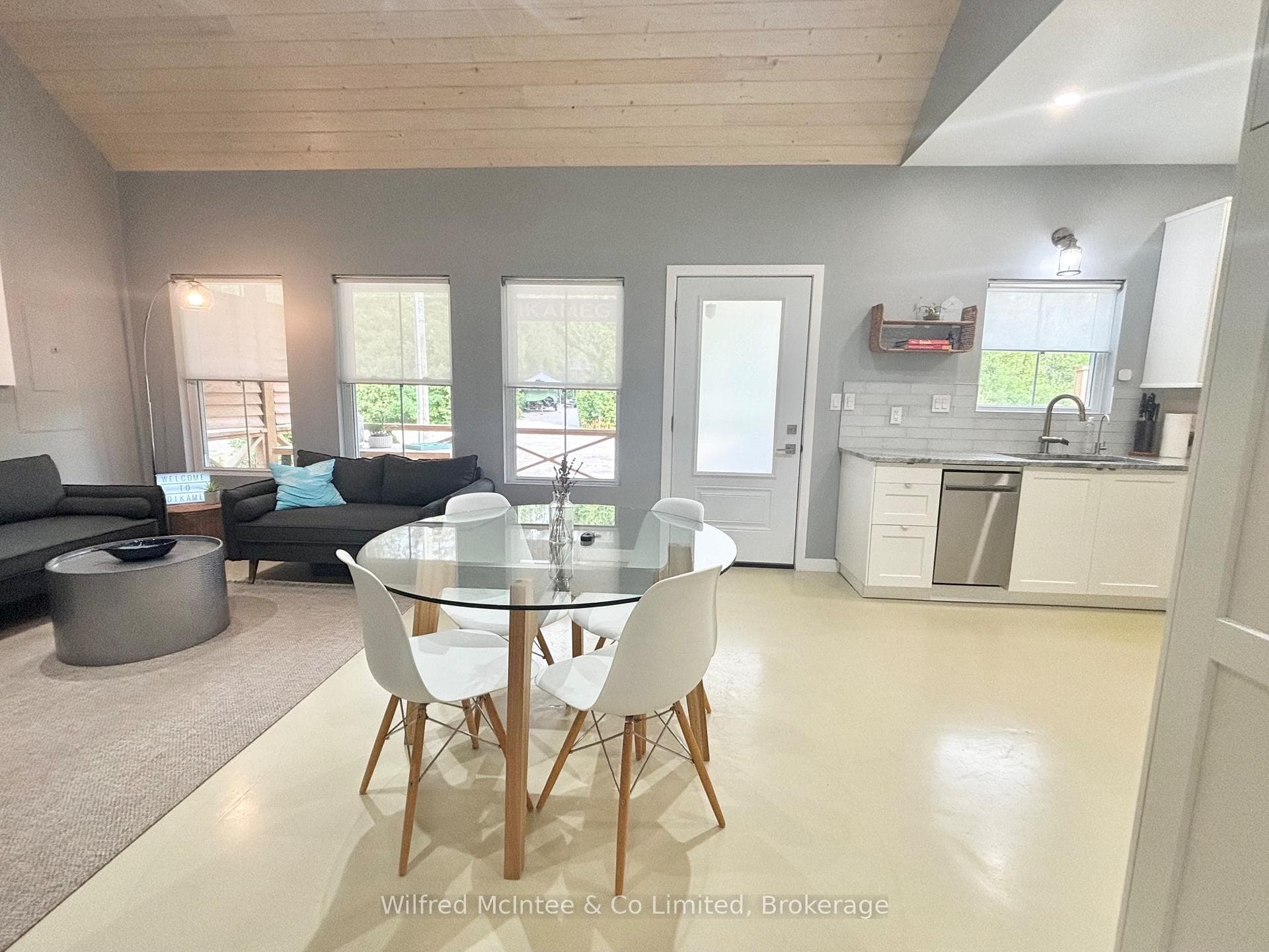 Immaculate three-year-old Cottage