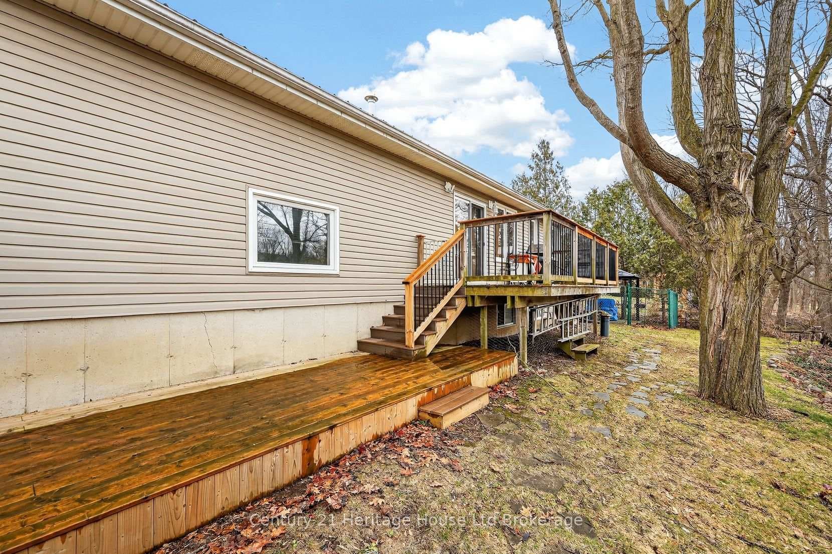 50 Wellington Avenue photo 24