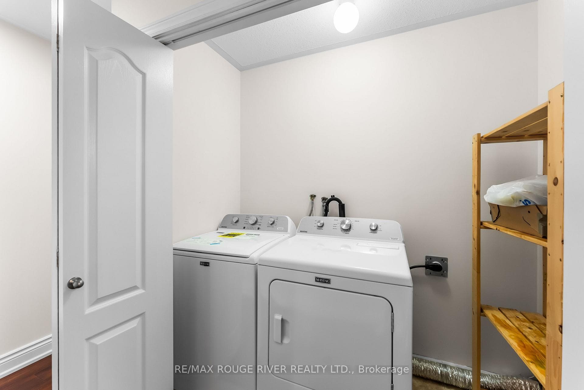 16 Aylesworth Avenue photo 29