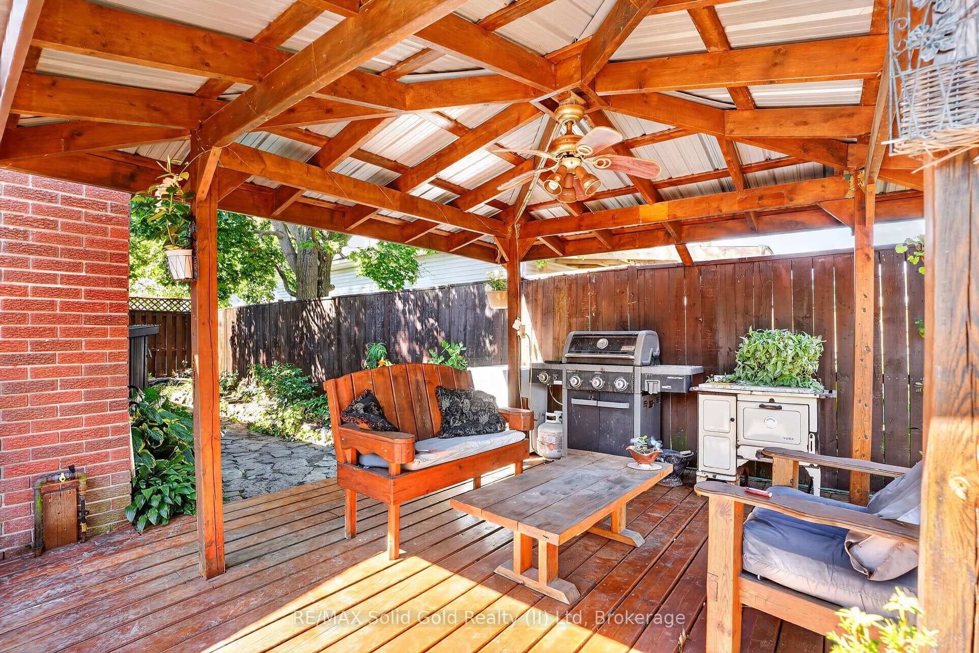 23 Mcrae Street photo 8