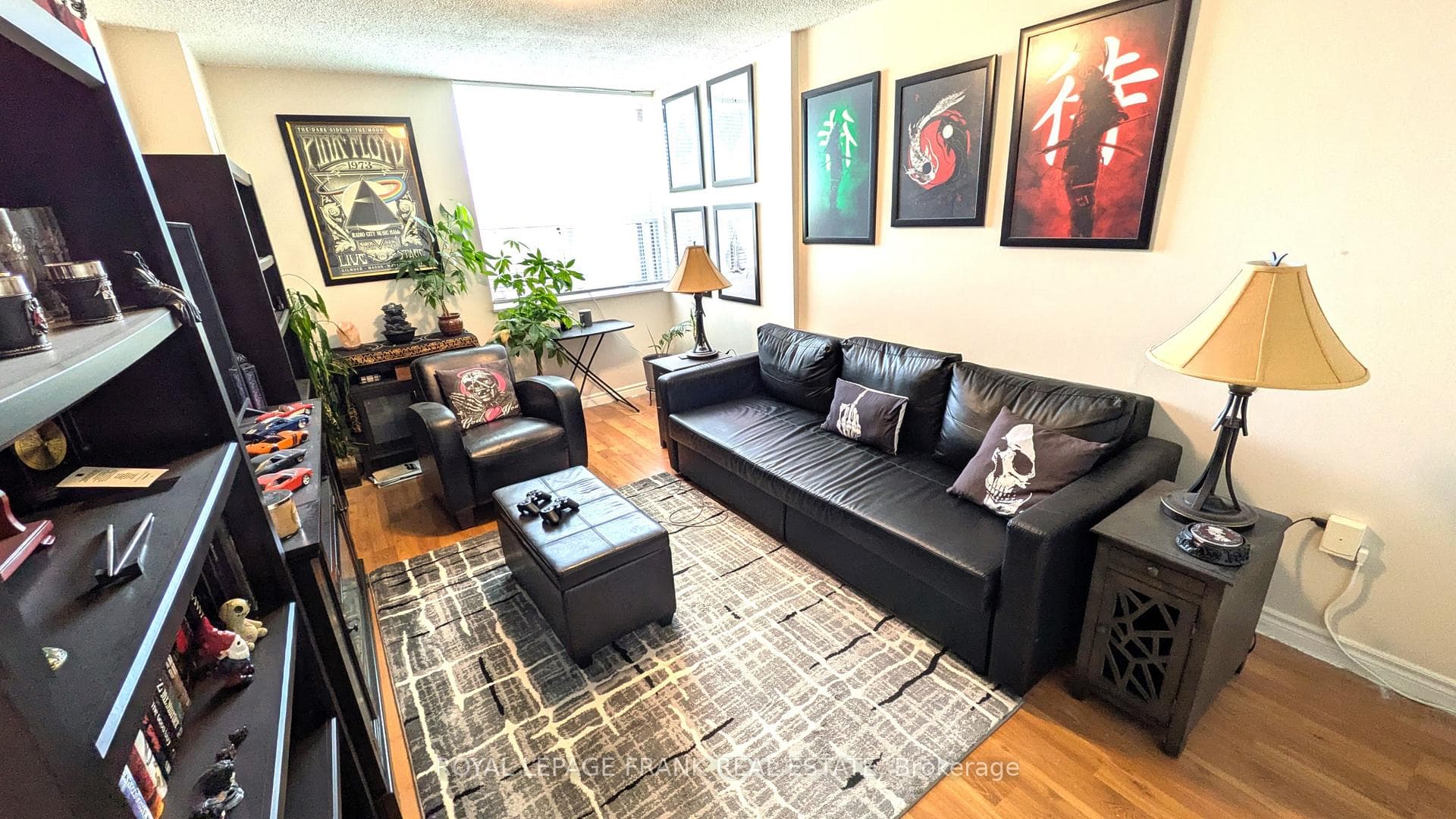 4060 Lawrence Avenue Unit 220 photo 16