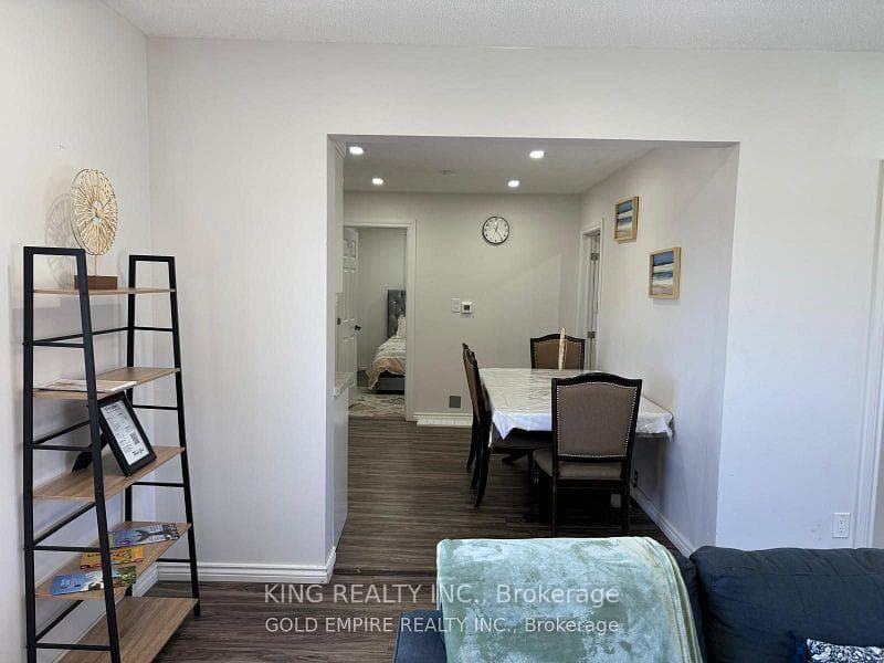 4266 Greenlane Road photo 11