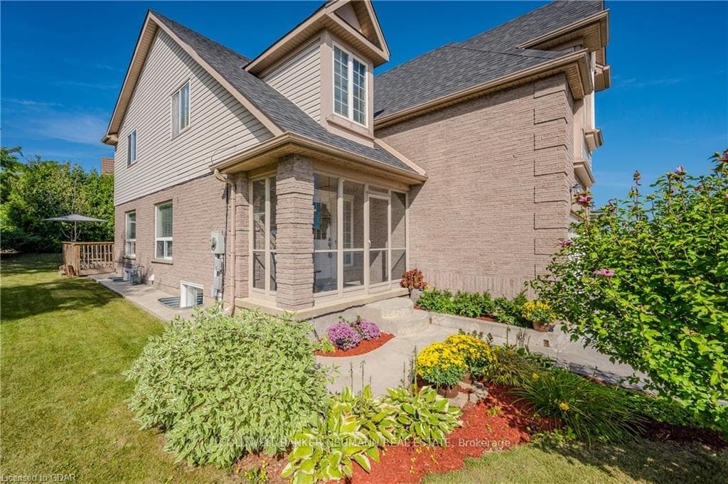 153 Starwood Street photo 2