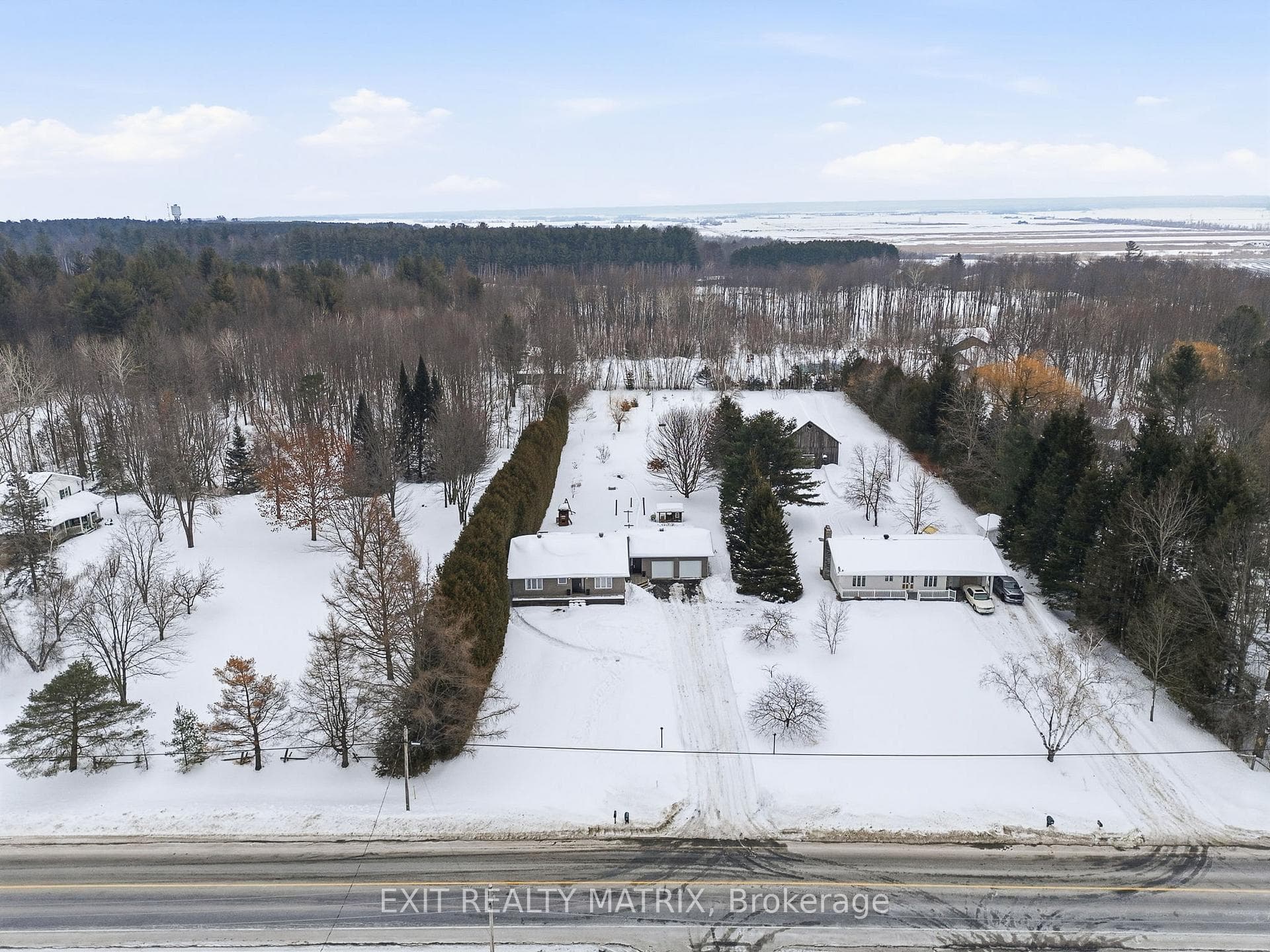 685 Station Rd Road photo 31