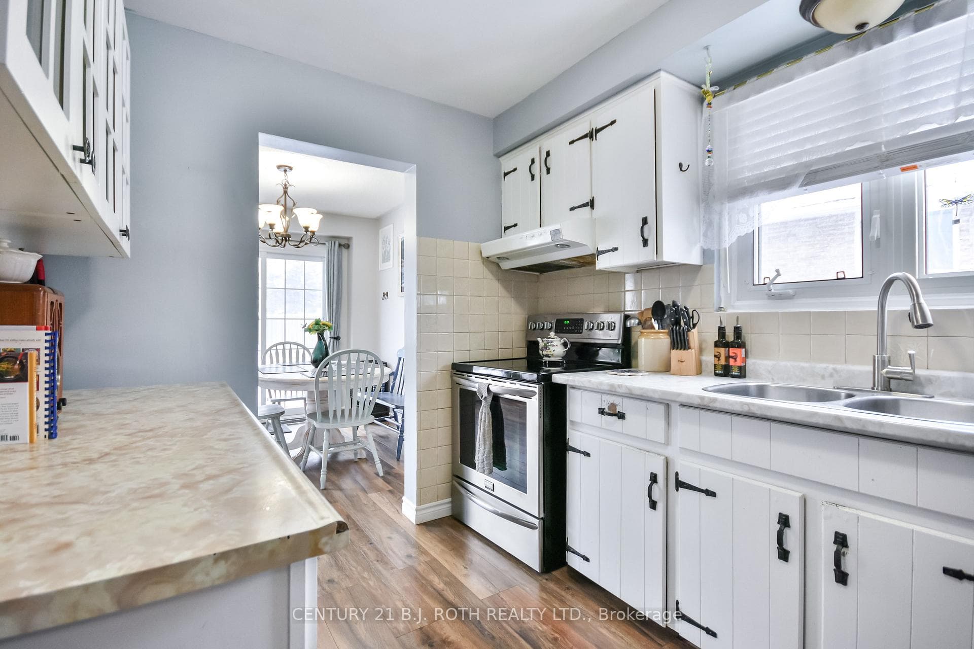 57 Highcroft Road photo 14