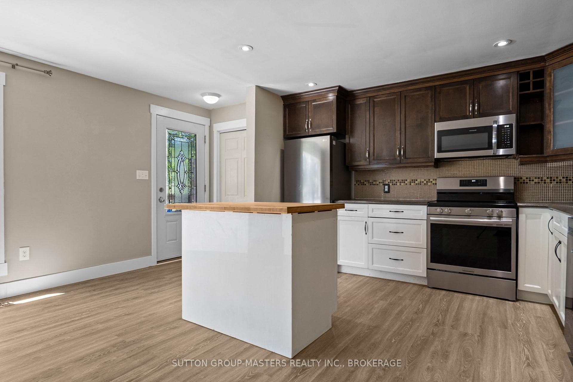 46 Morden Crescent photo 10