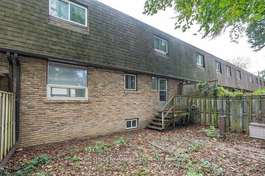97 Henderson Avenue Unit 12 photo 21