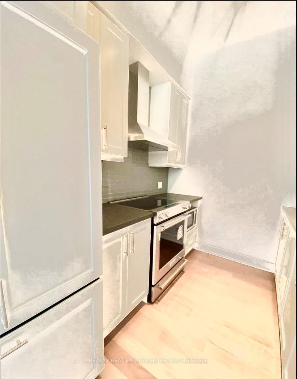 4055 Parkside Village Drive Unit Ph 1 photo 6