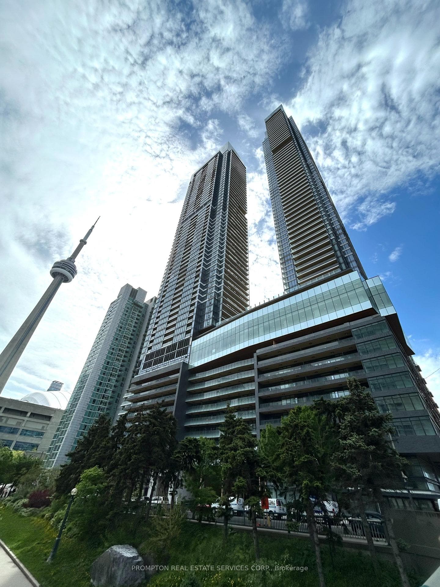 3 Concord Cityplace Way Unit 2103 photo 1