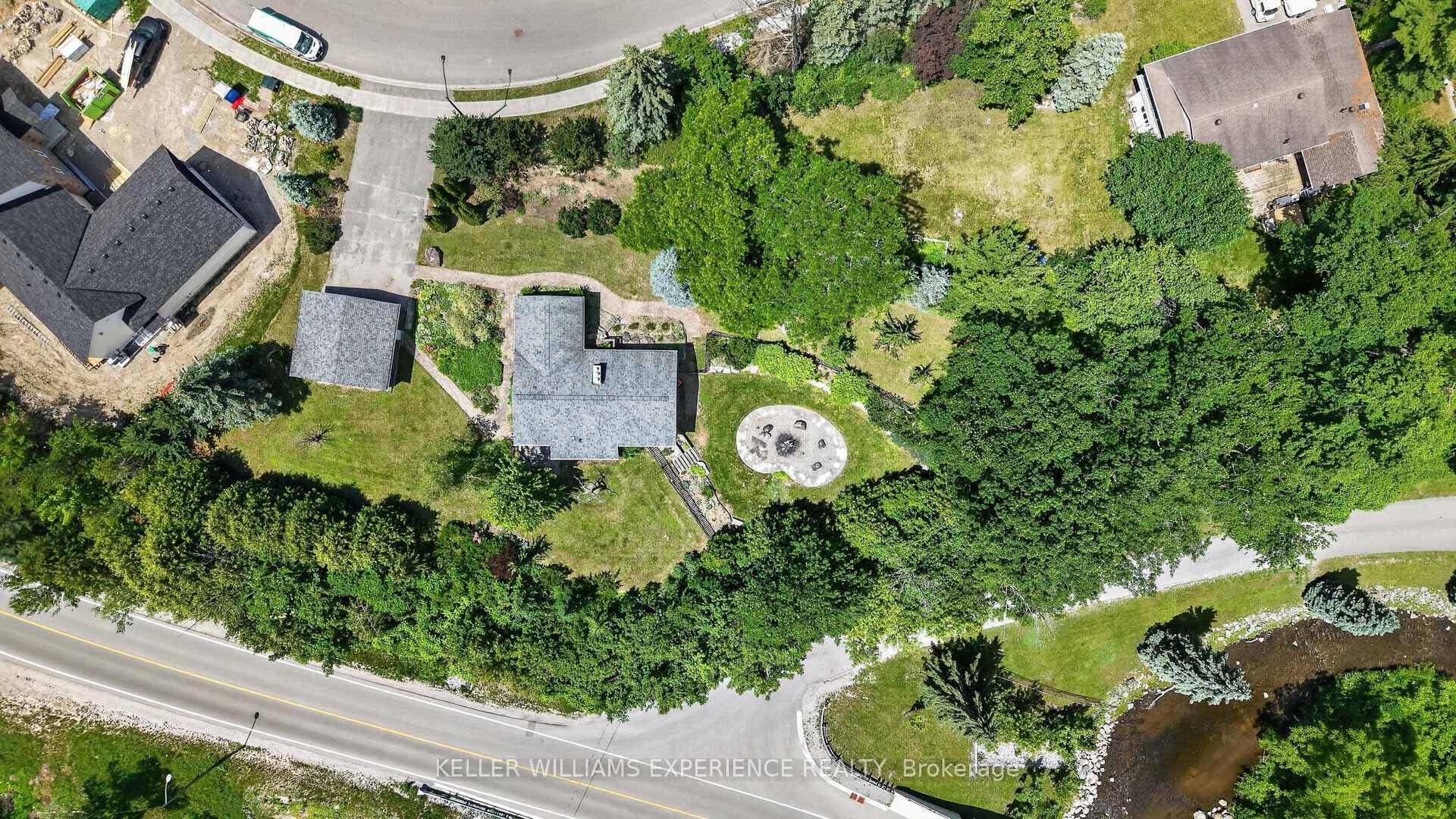 68 Royal Oak Drive photo 31
