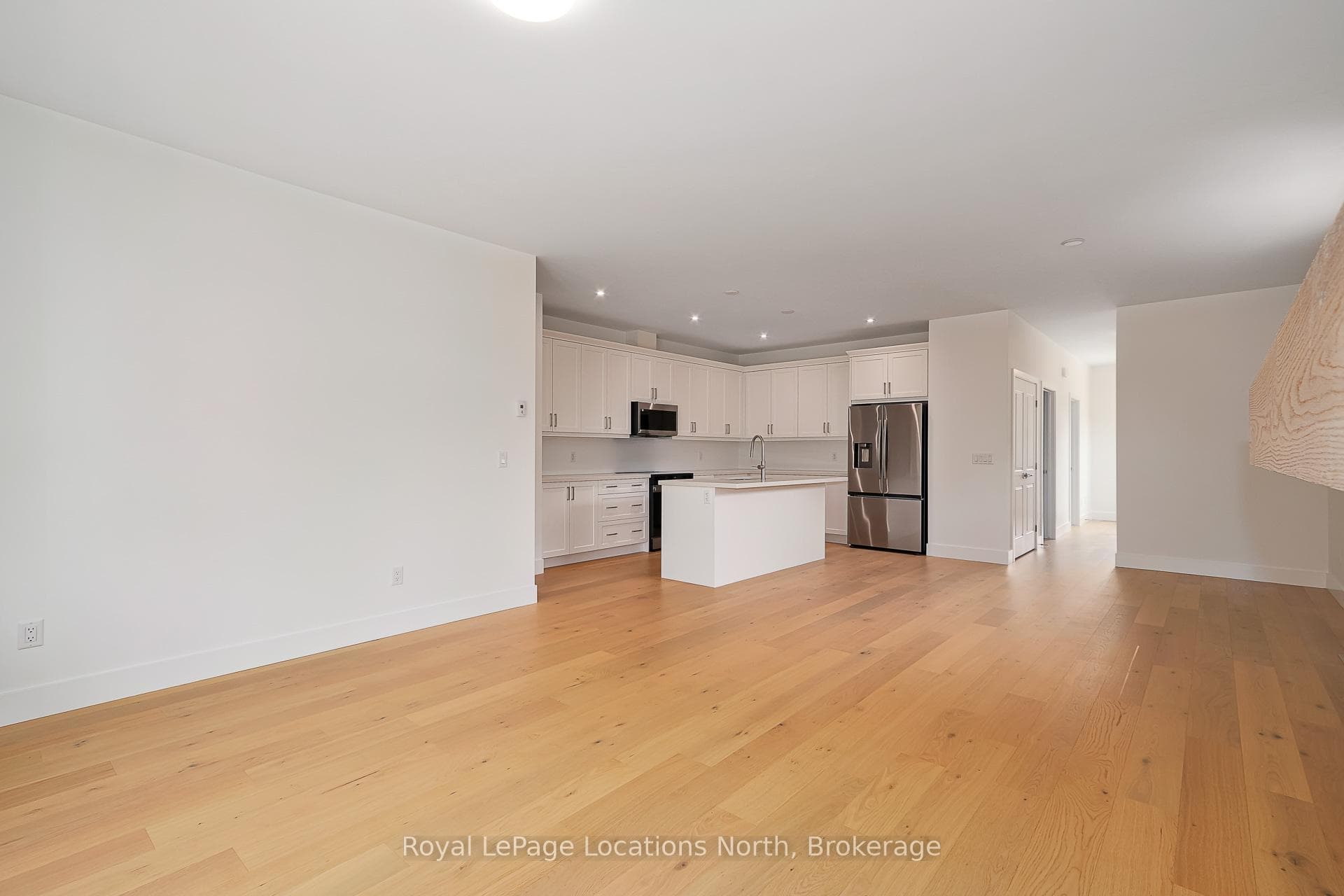 64 52nd Street photo 18