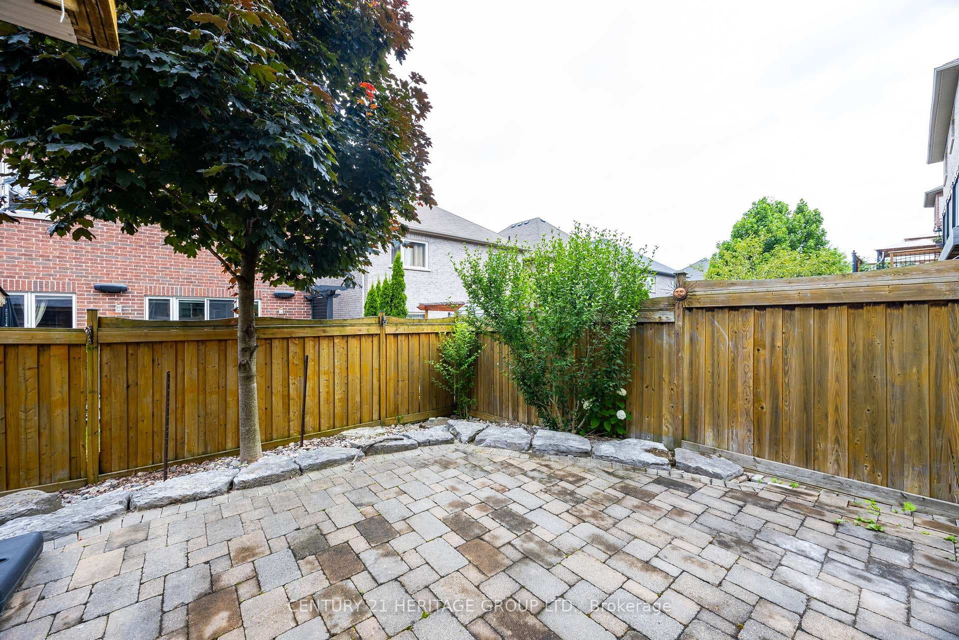 395 Kwapis Boulevard photo 26