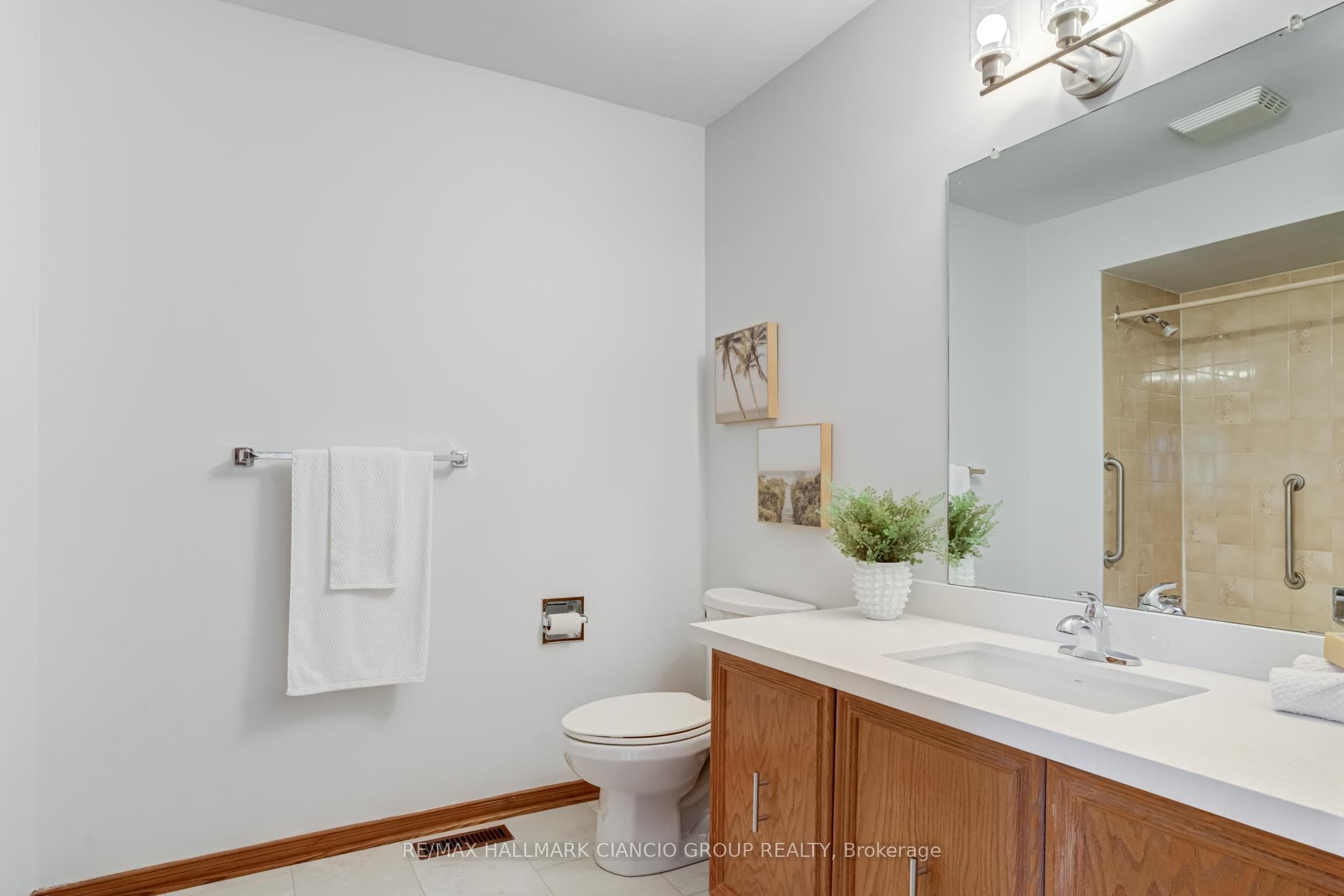 4750 Antelope Crescent photo 16