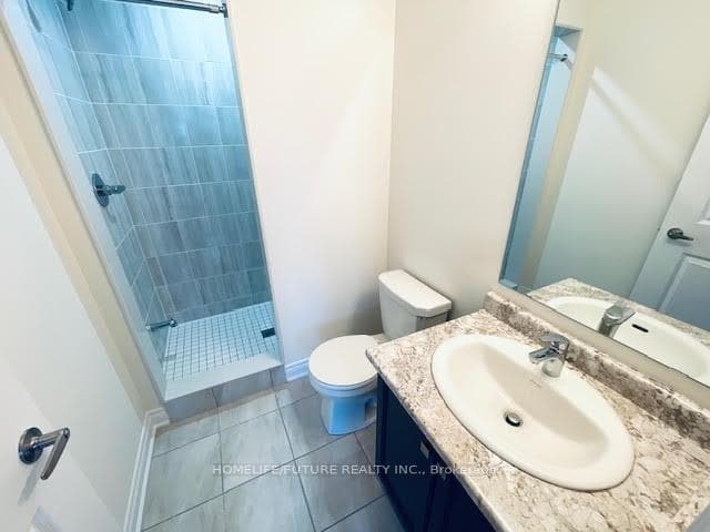 55 WAMSLEY Crescent photo 16