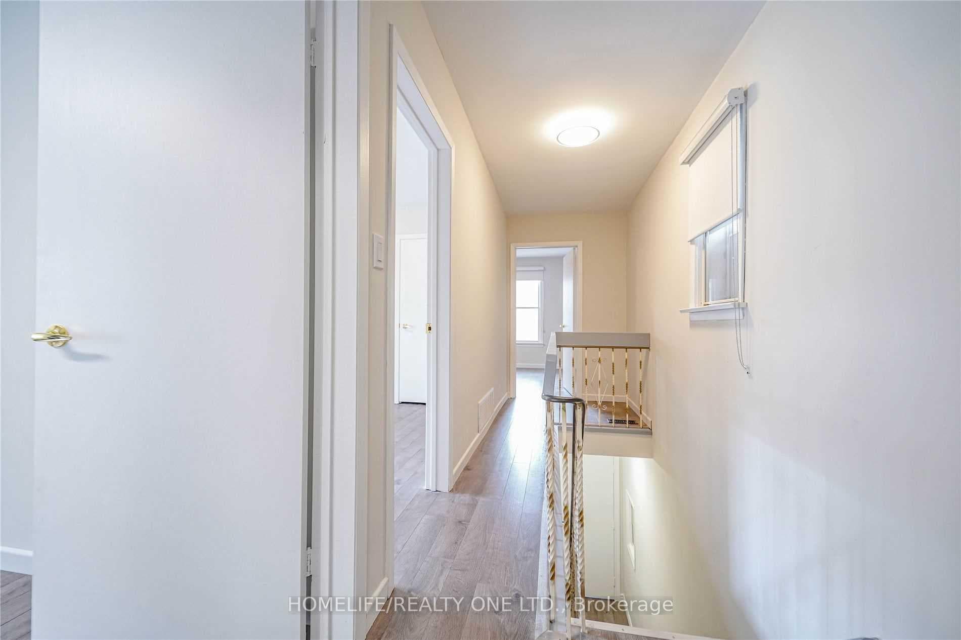 104 Benson Avenue Unit Upper photo 8