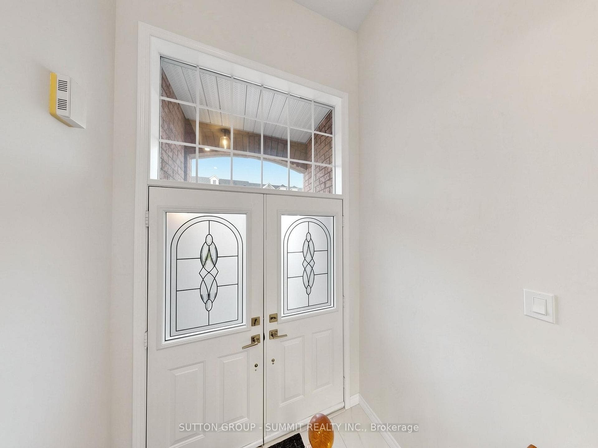 735 MAXMAN Street photo 13