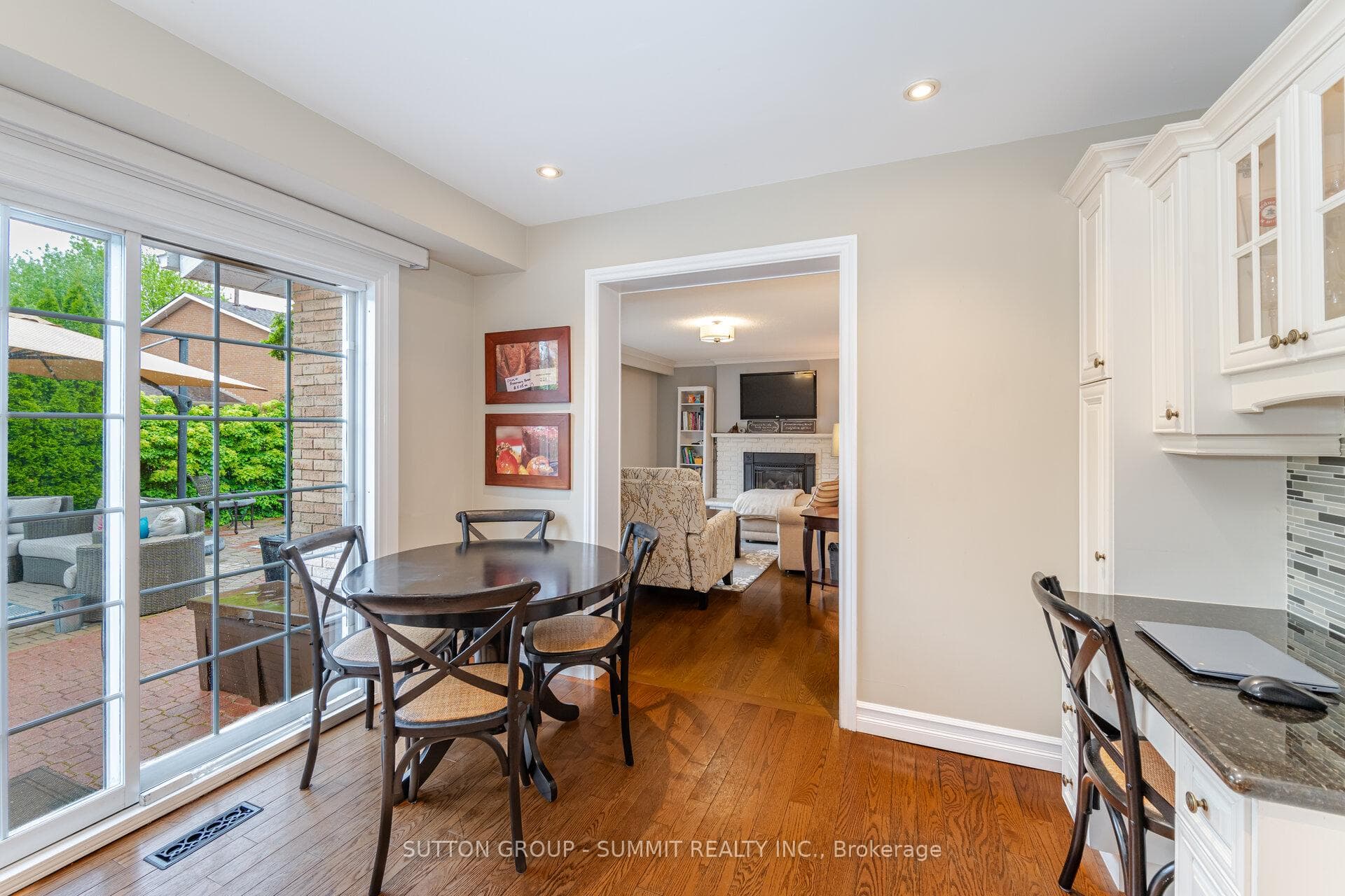 1590 Tipperary Court photo 13