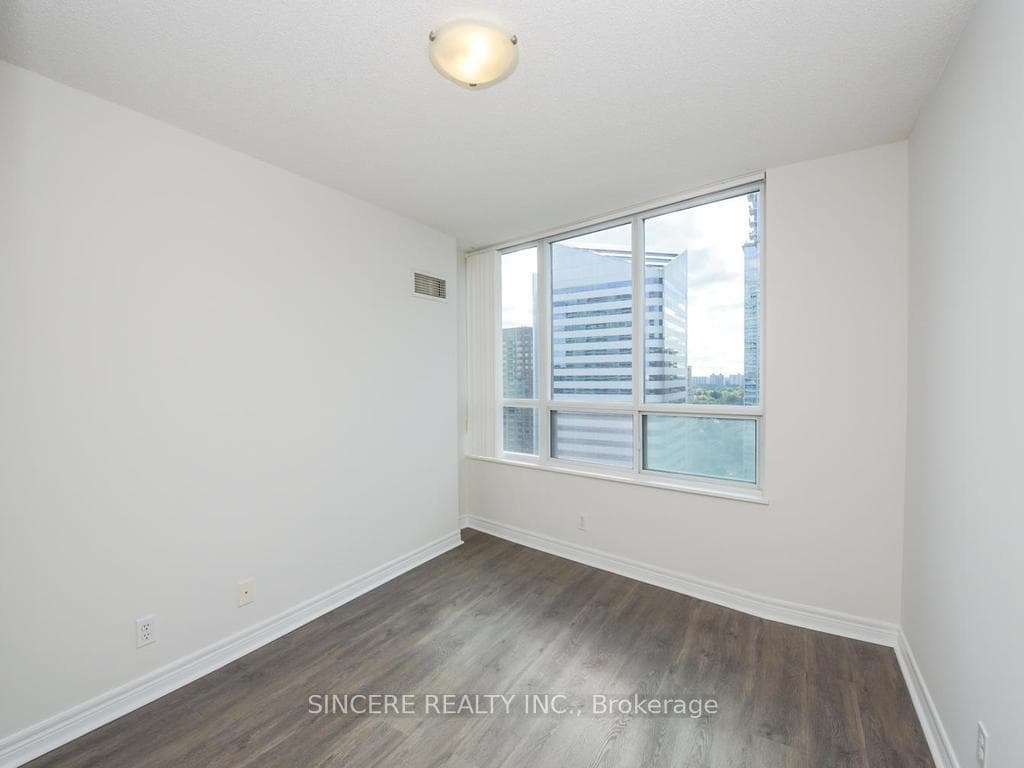23 Hollywood Avenue Unit 2602 photo 13