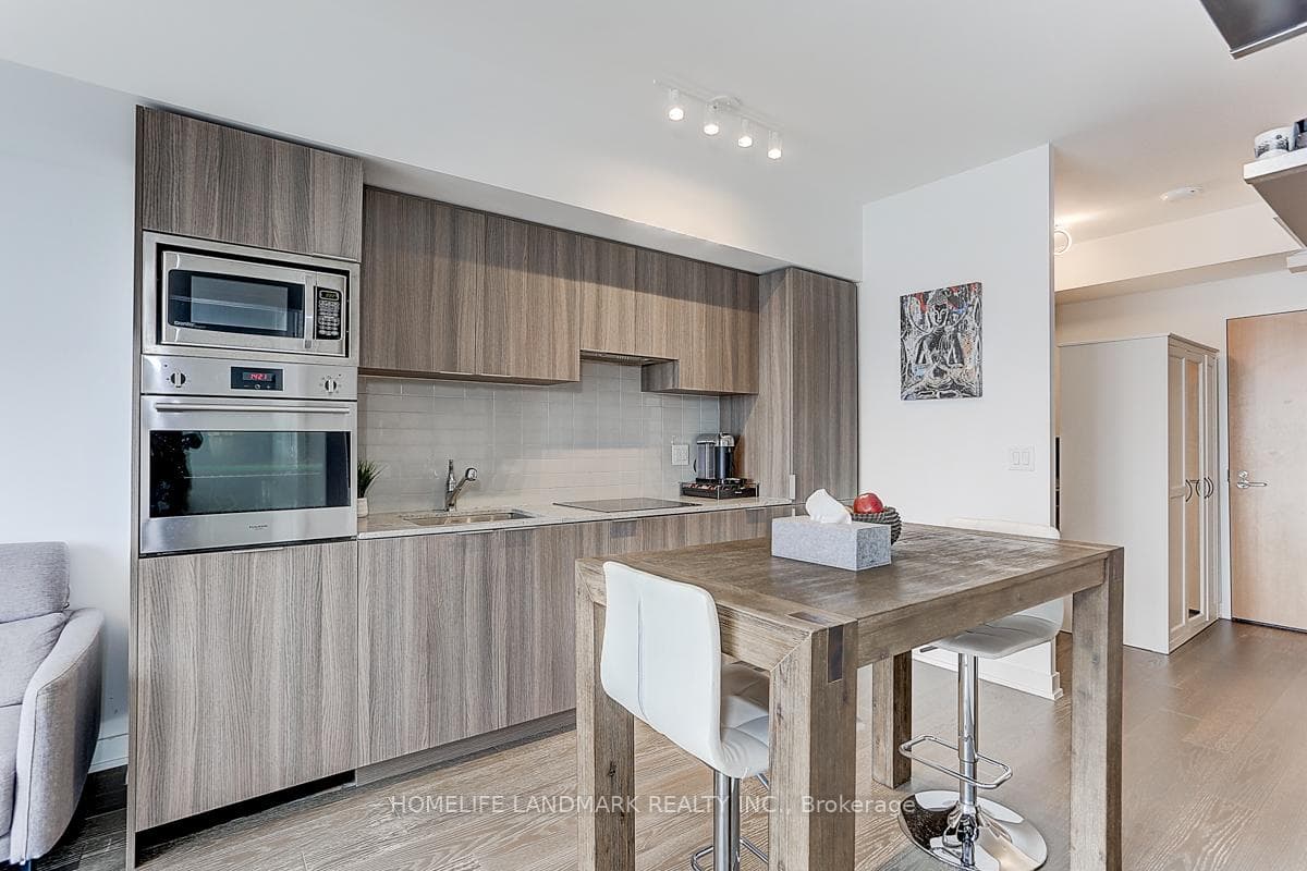 11 Wellesley Street Unit 5909 photo 7