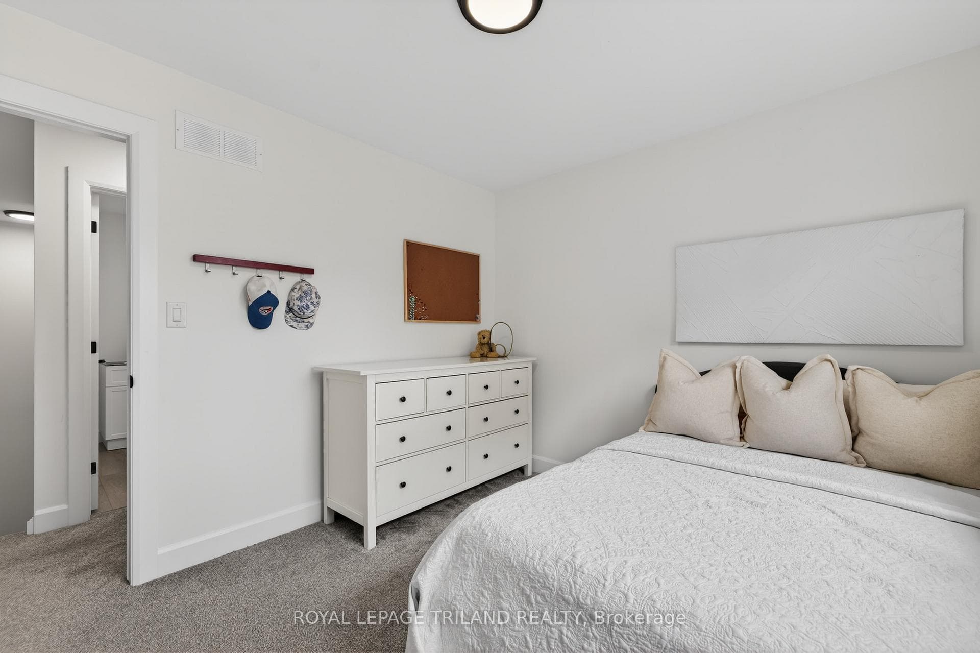 51253 Ashton Street photo 26
