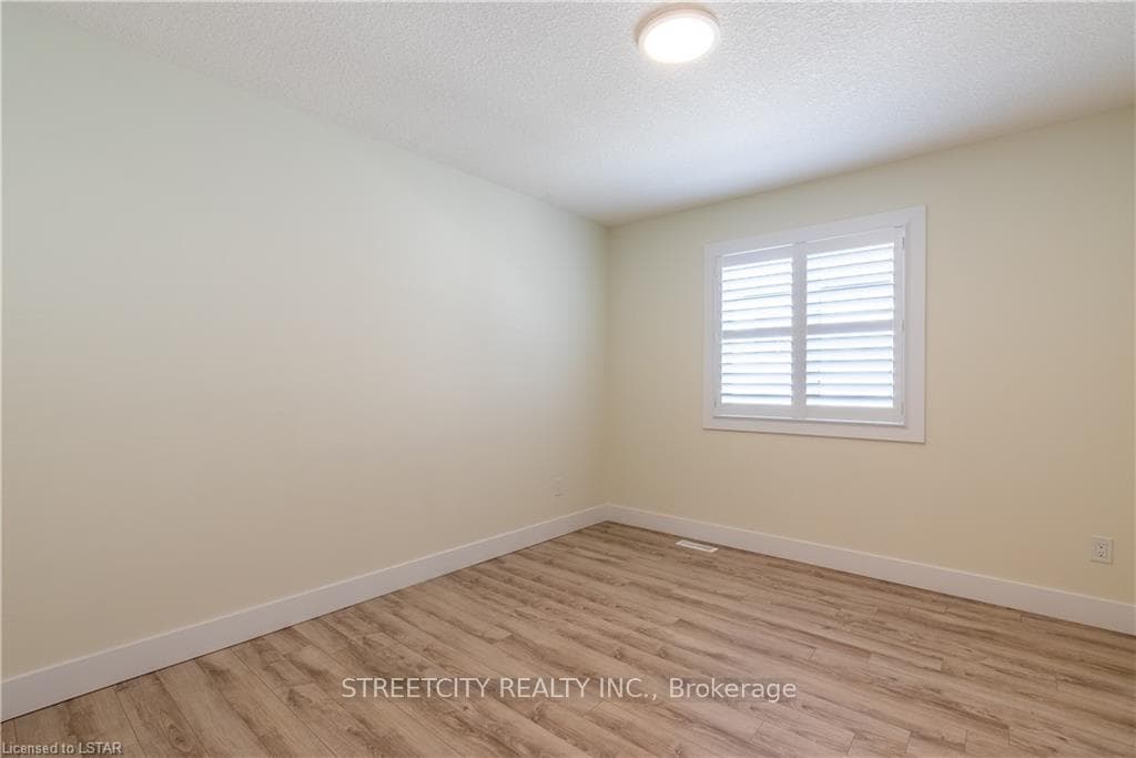 1511 DYLAN Street photo 25